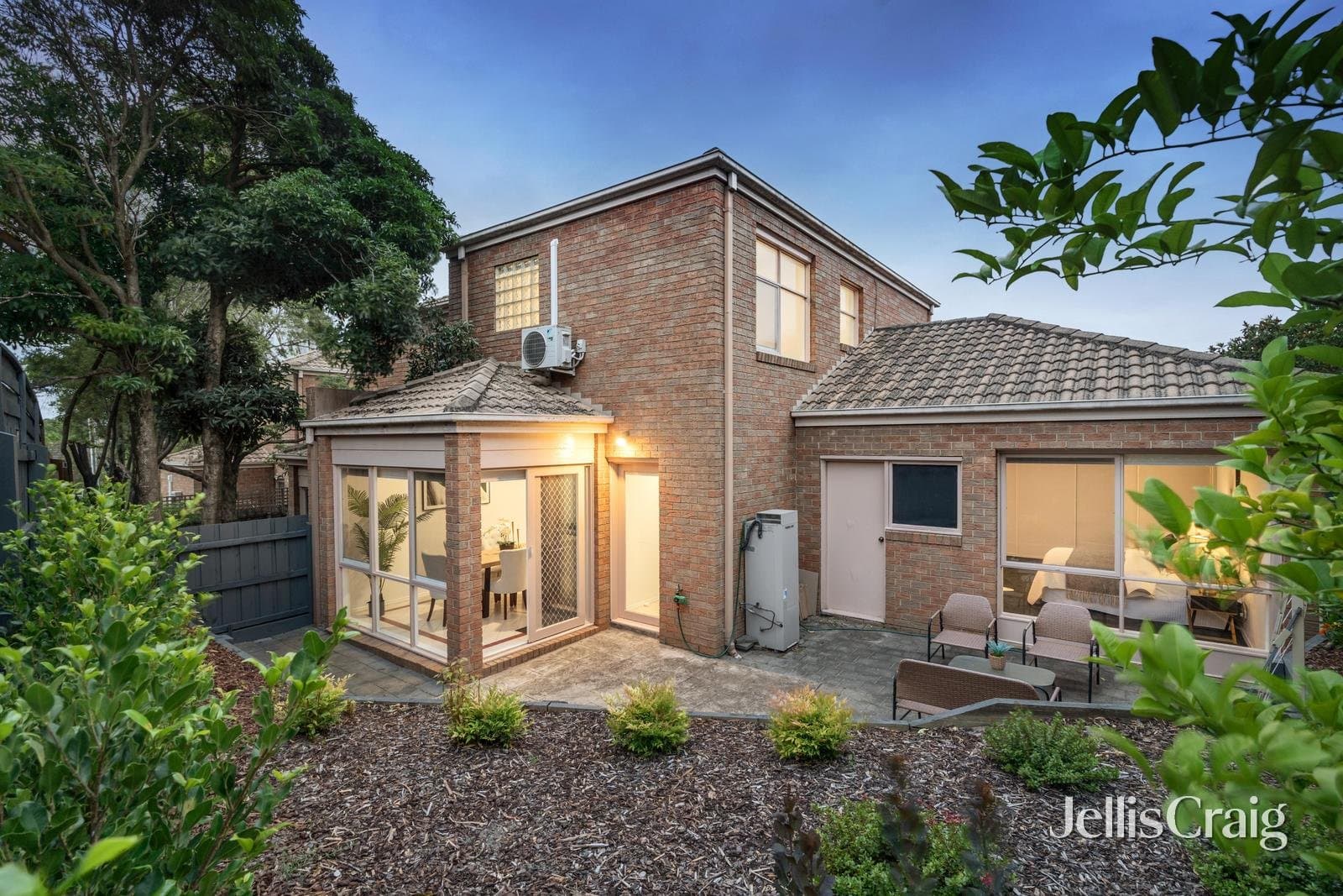28 Belvoir Street, Doncaster East, Doncaster East - Thumbnail 2