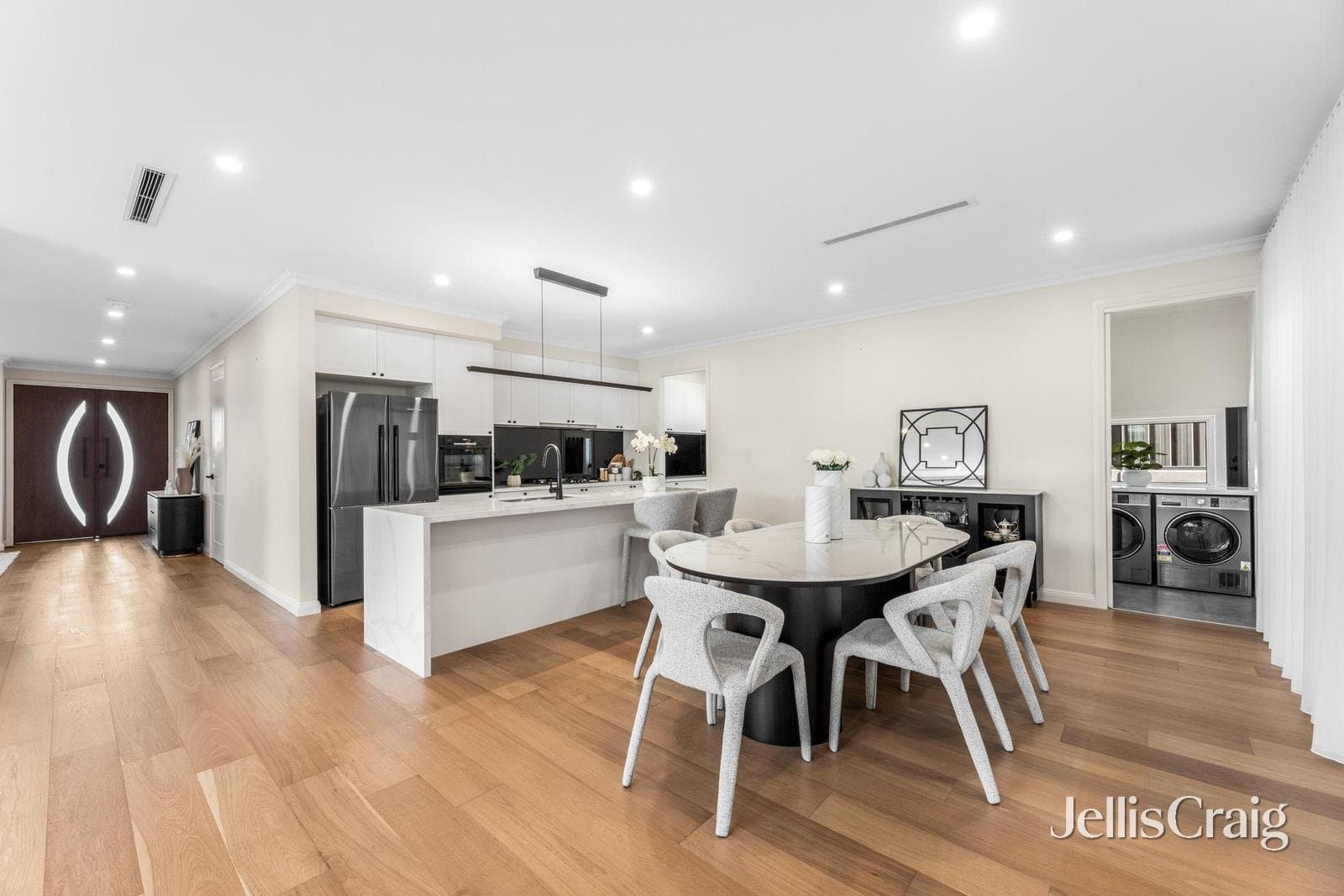 51 Grantley Drive, Glen Waverley, Glen Waverley - Thumbnail 5