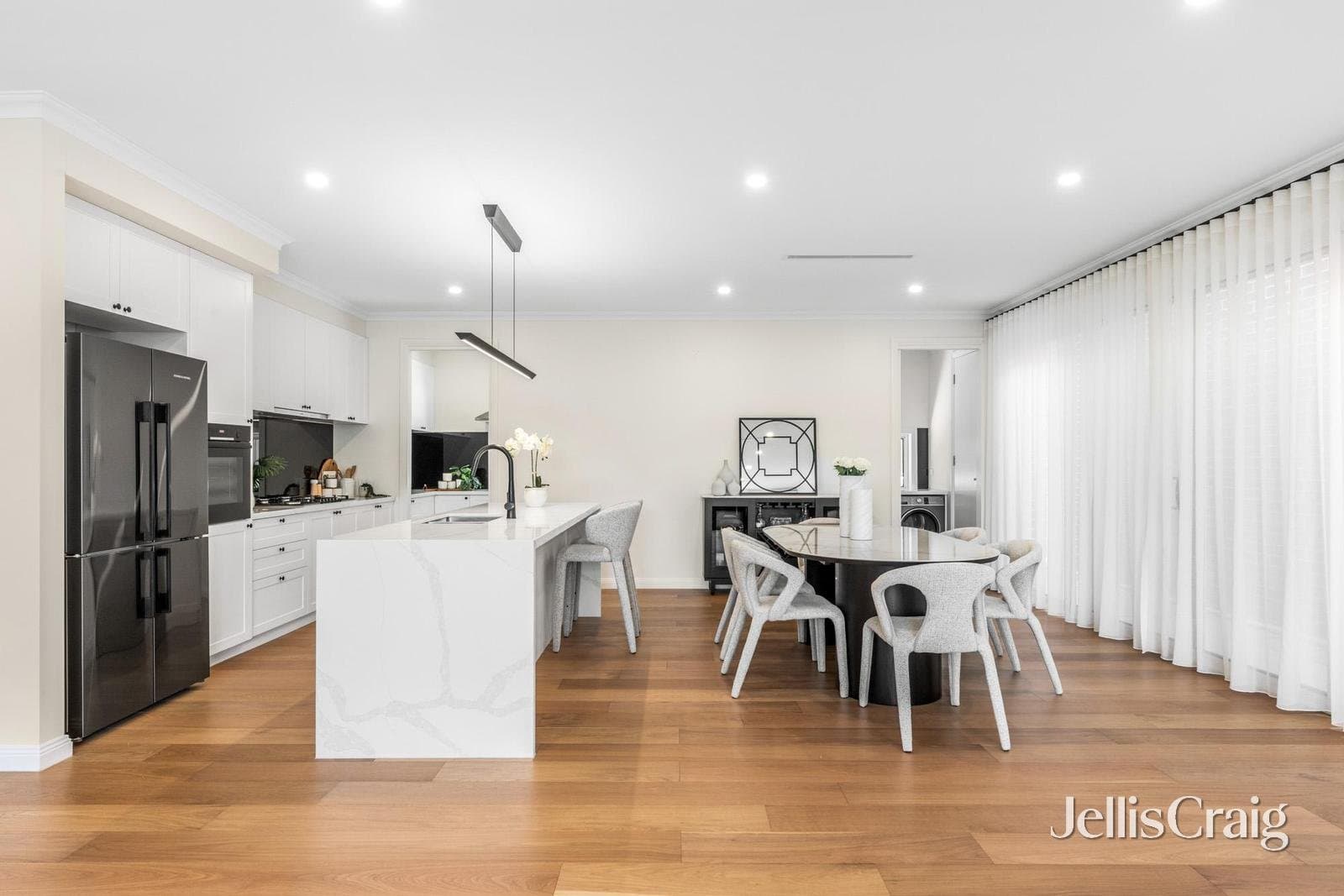 51 Grantley Drive, Glen Waverley, Glen Waverley - Thumbnail 8