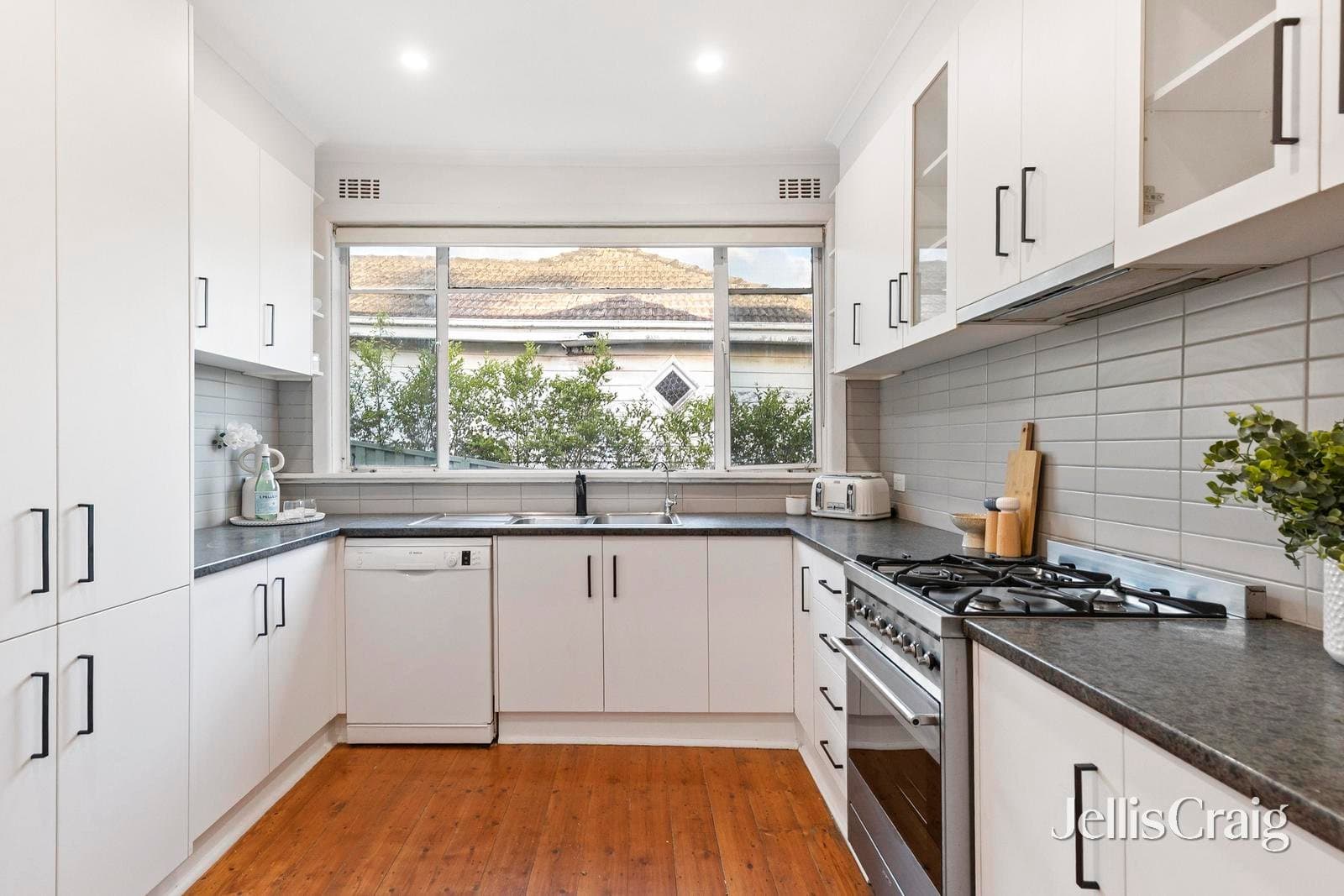33 Ormond Street, Ascot QLD 4007, Ascot - Thumbnail 3