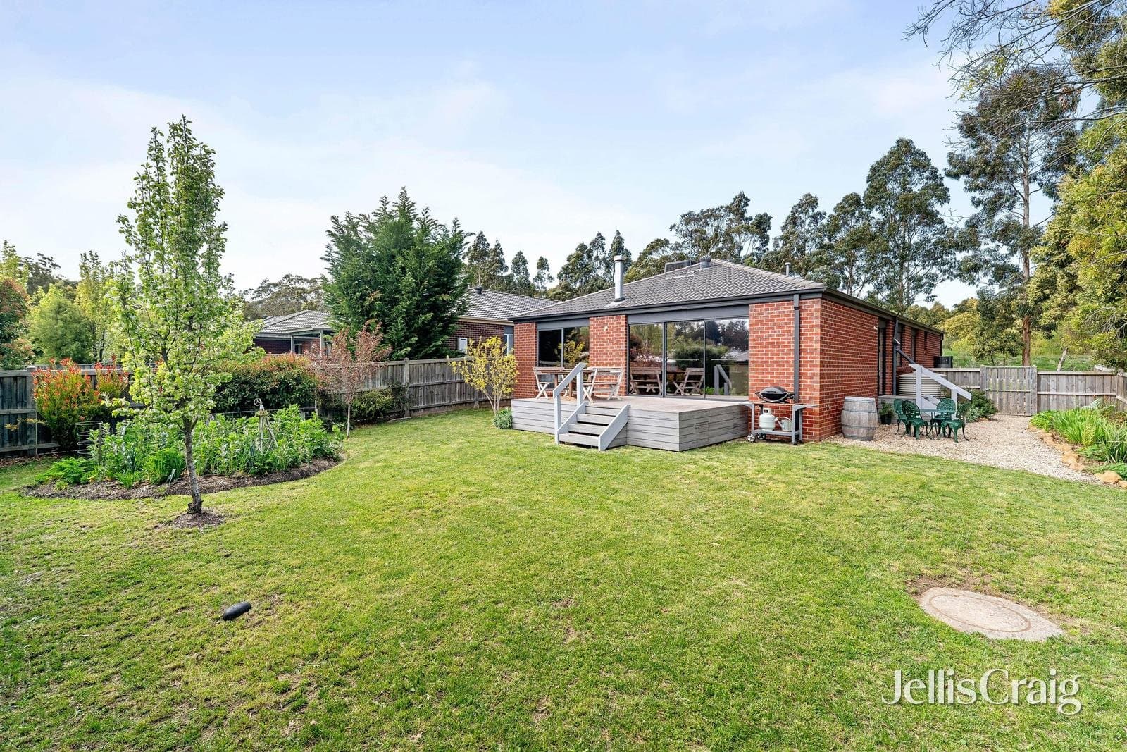 35 South Road, Woodend, Woodend - Thumbnail 8