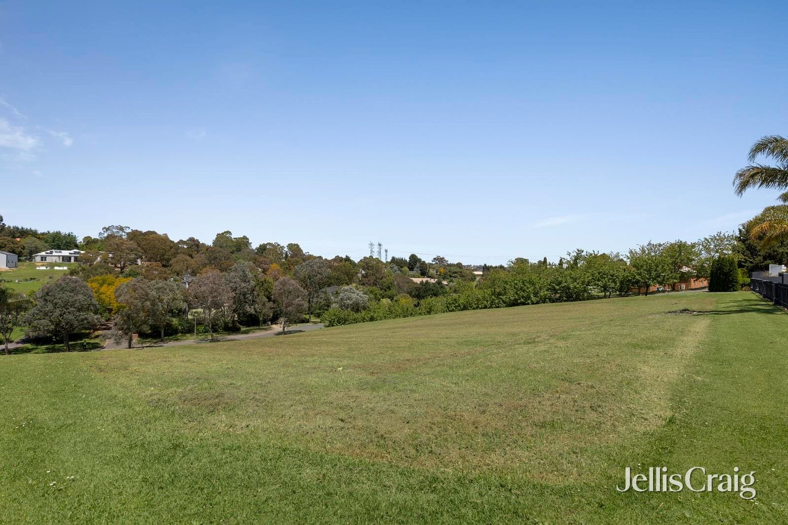 13 Clematis Court, Warrandyte, Warrandyte - Thumbnail 4