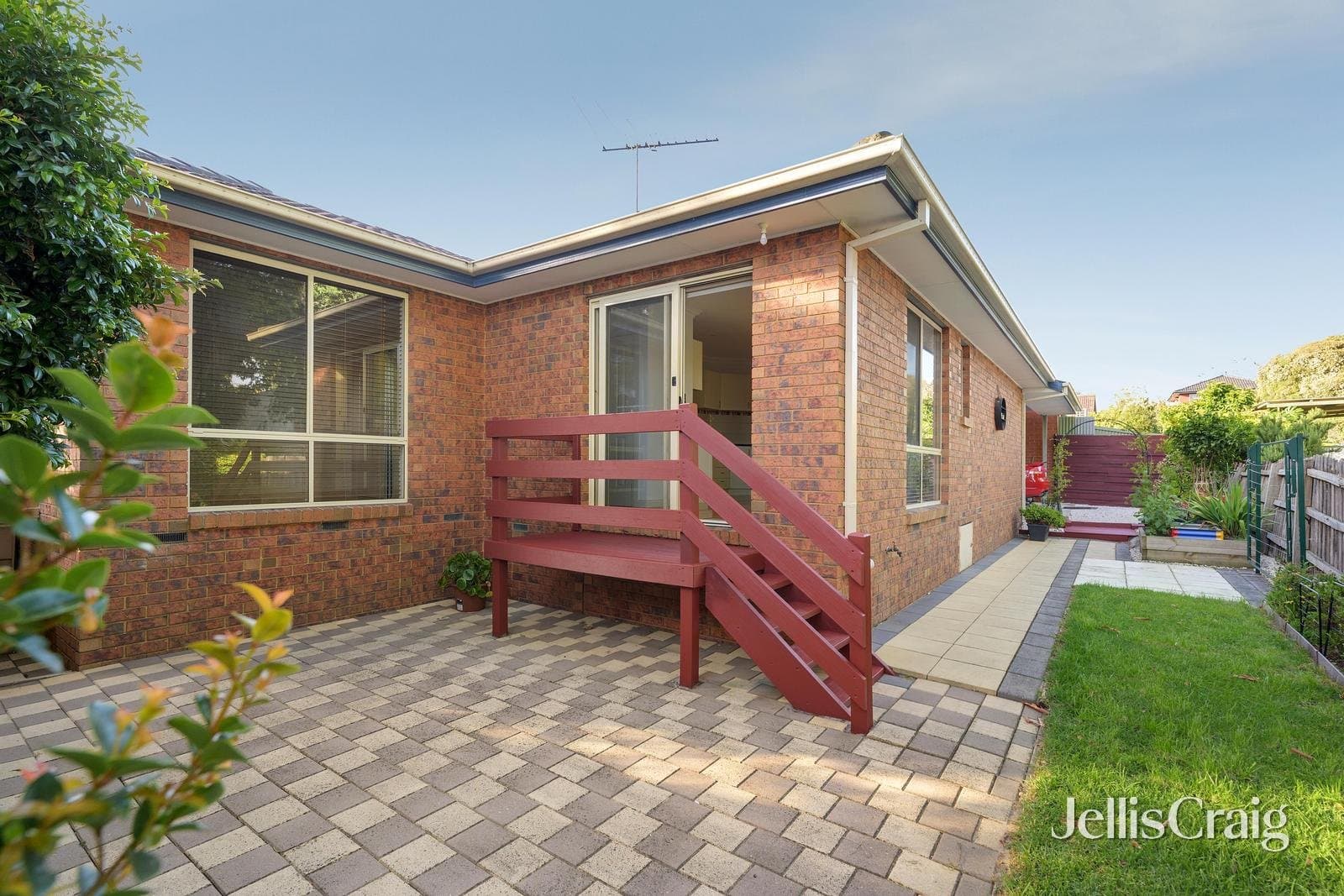 2/24 Norfolk Street, Glen Waverley, Glen Waverley - Image 1