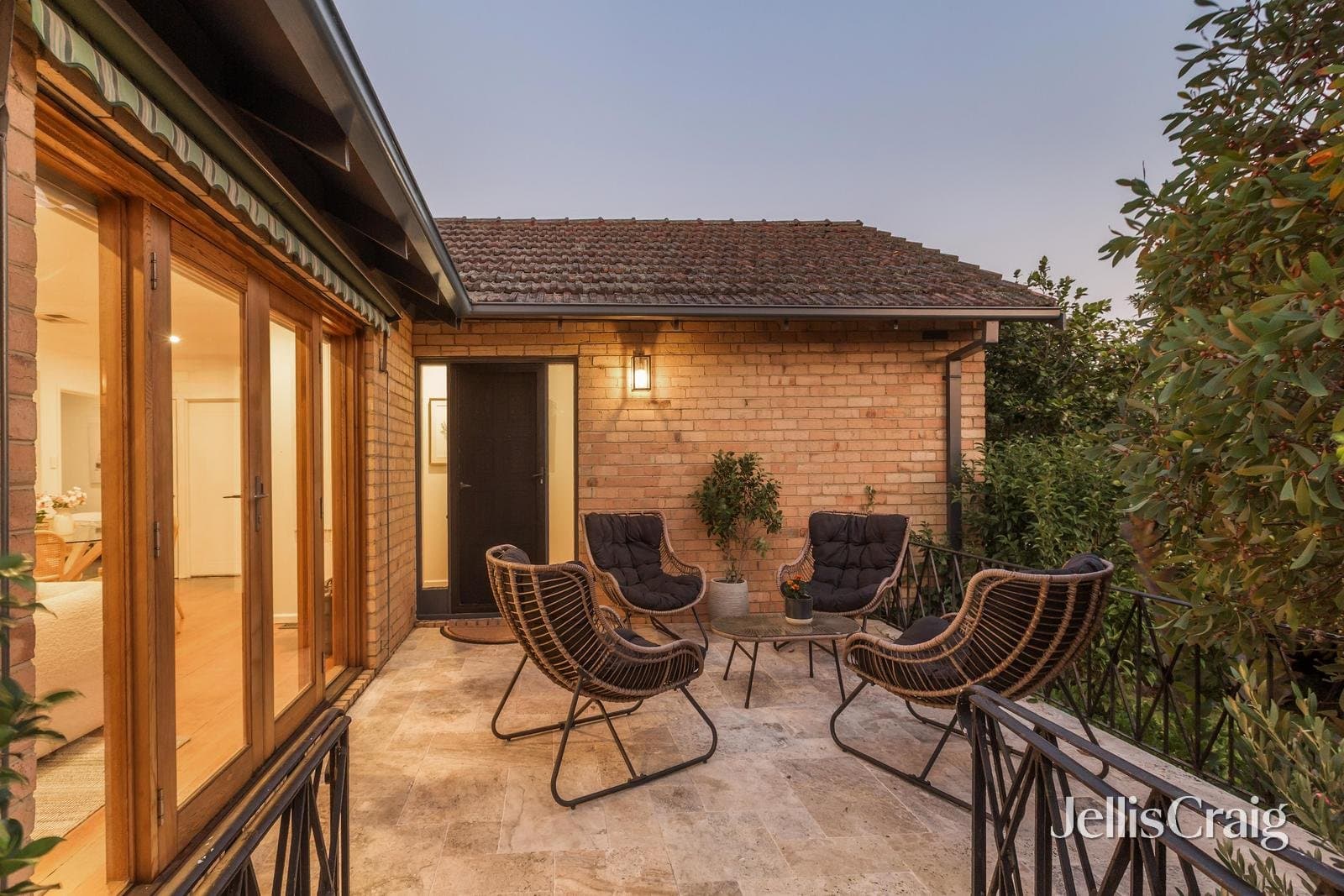 32 Nell Street, Greensborough, Greensborough - Thumbnail 3