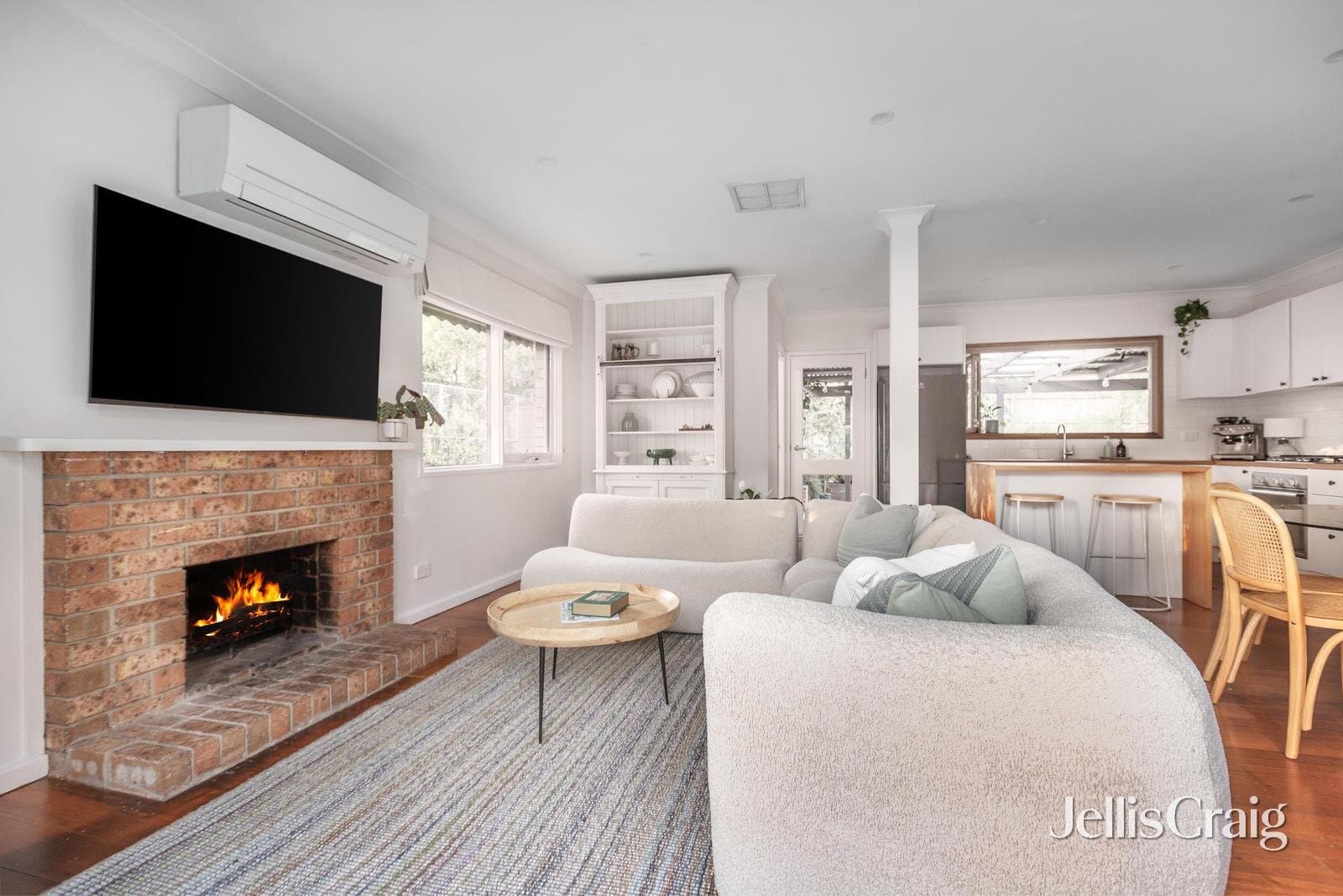 32 Nell Street, Greensborough, Greensborough - Thumbnail 4