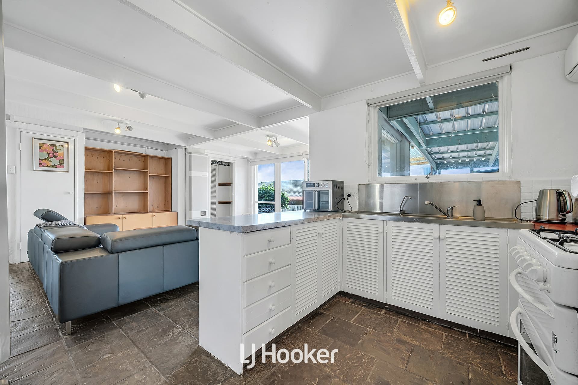 68 Heatherton Road, Endeavour Hills, Endeavour Hills - Thumbnail 5