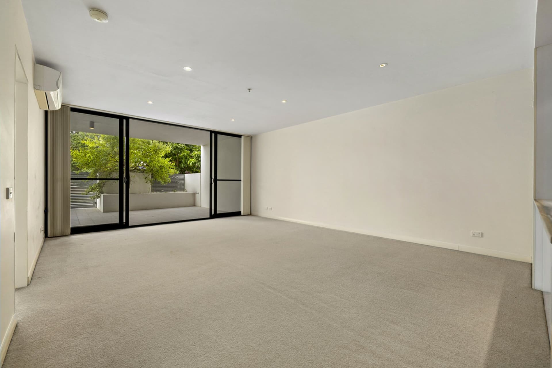 112/1 Mouat Street, Lyneham, Lyneham - Thumbnail 3
