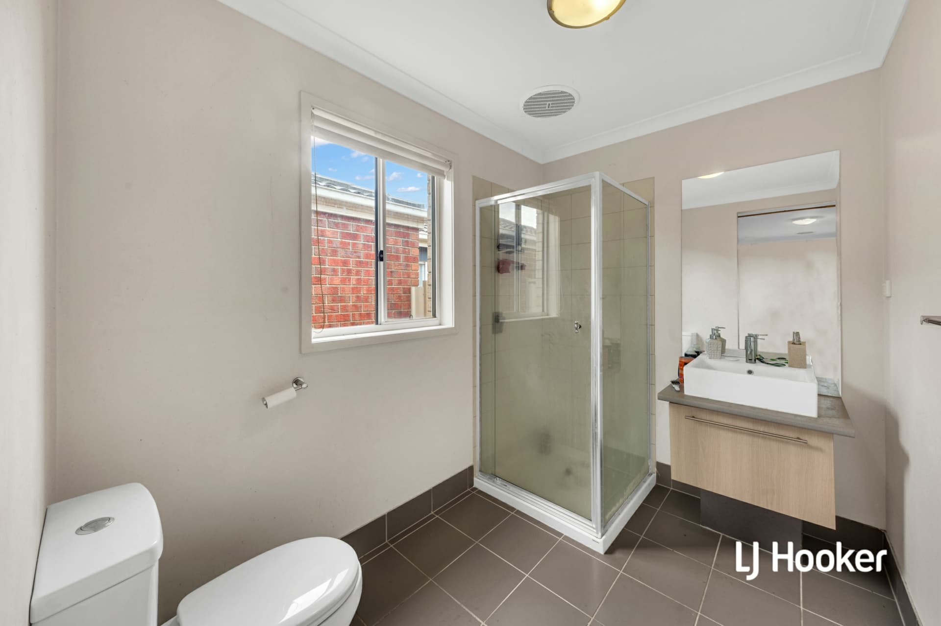 23 Clare Street, Brookfield, Brookfield - Thumbnail 4
