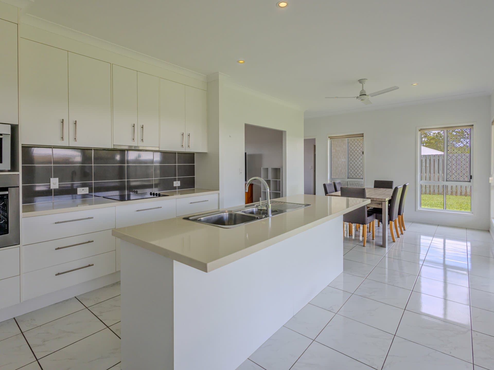 11 Sundew Street, New Auckland, New Auckland - Thumbnail 3