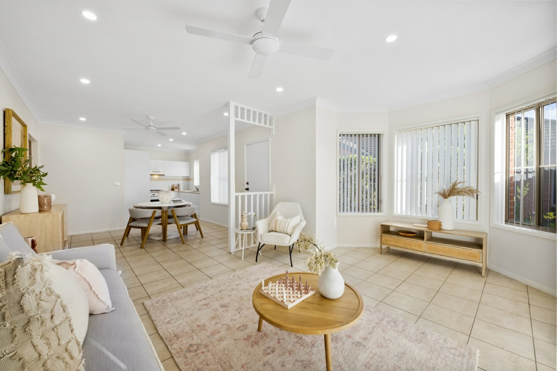 4/35A Hanlan Street, Narara, Narara - Thumbnail 2