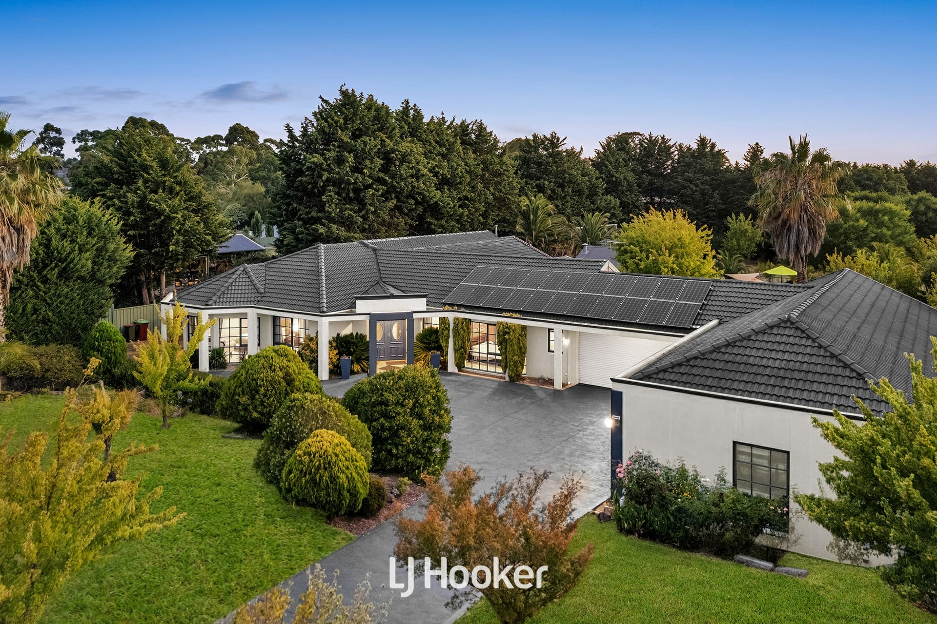 33 Cranston Close, Narre Warren North, Narre Warren North - Image 1