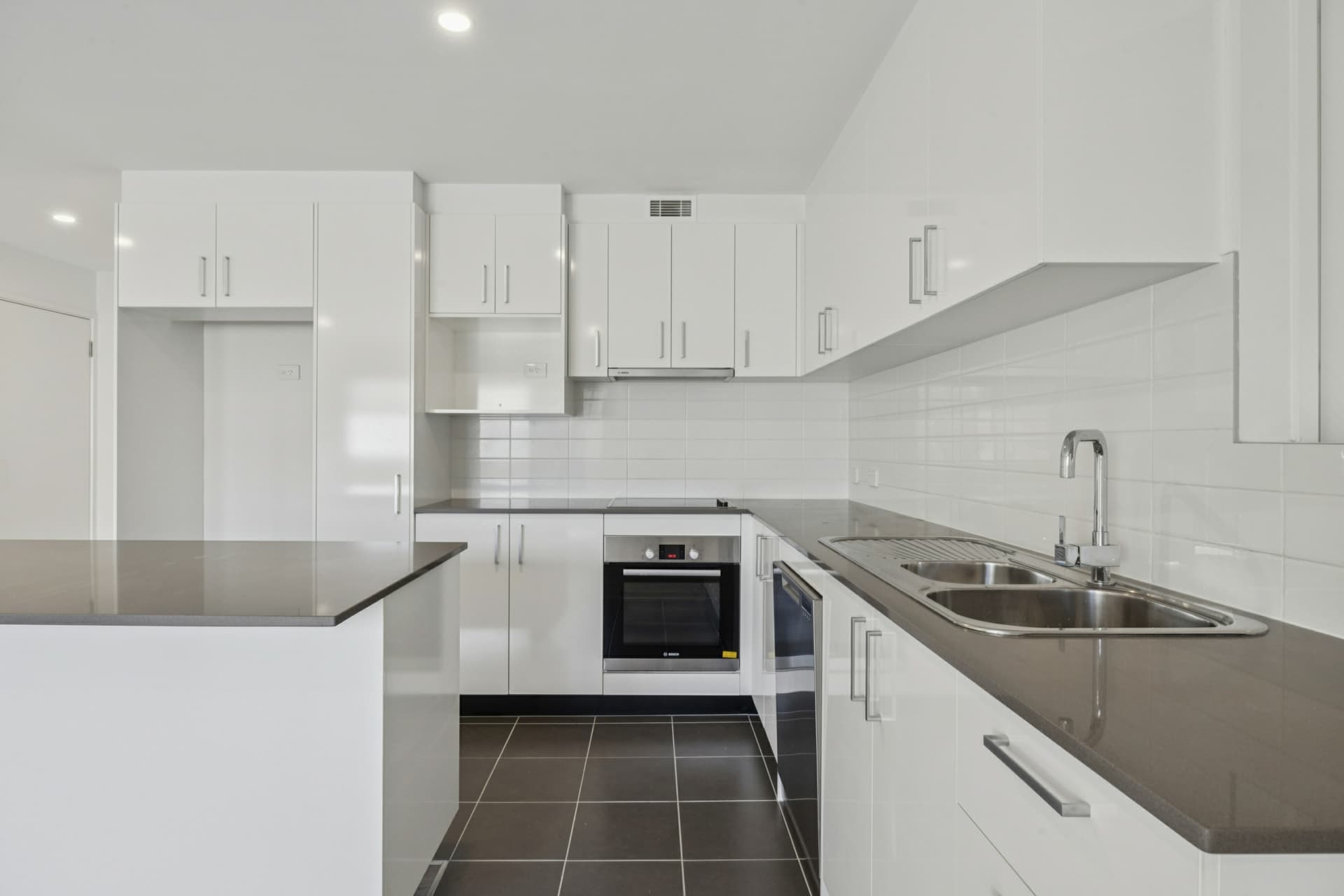 22/28 Mort Street, Braddon, Braddon - Thumbnail 4