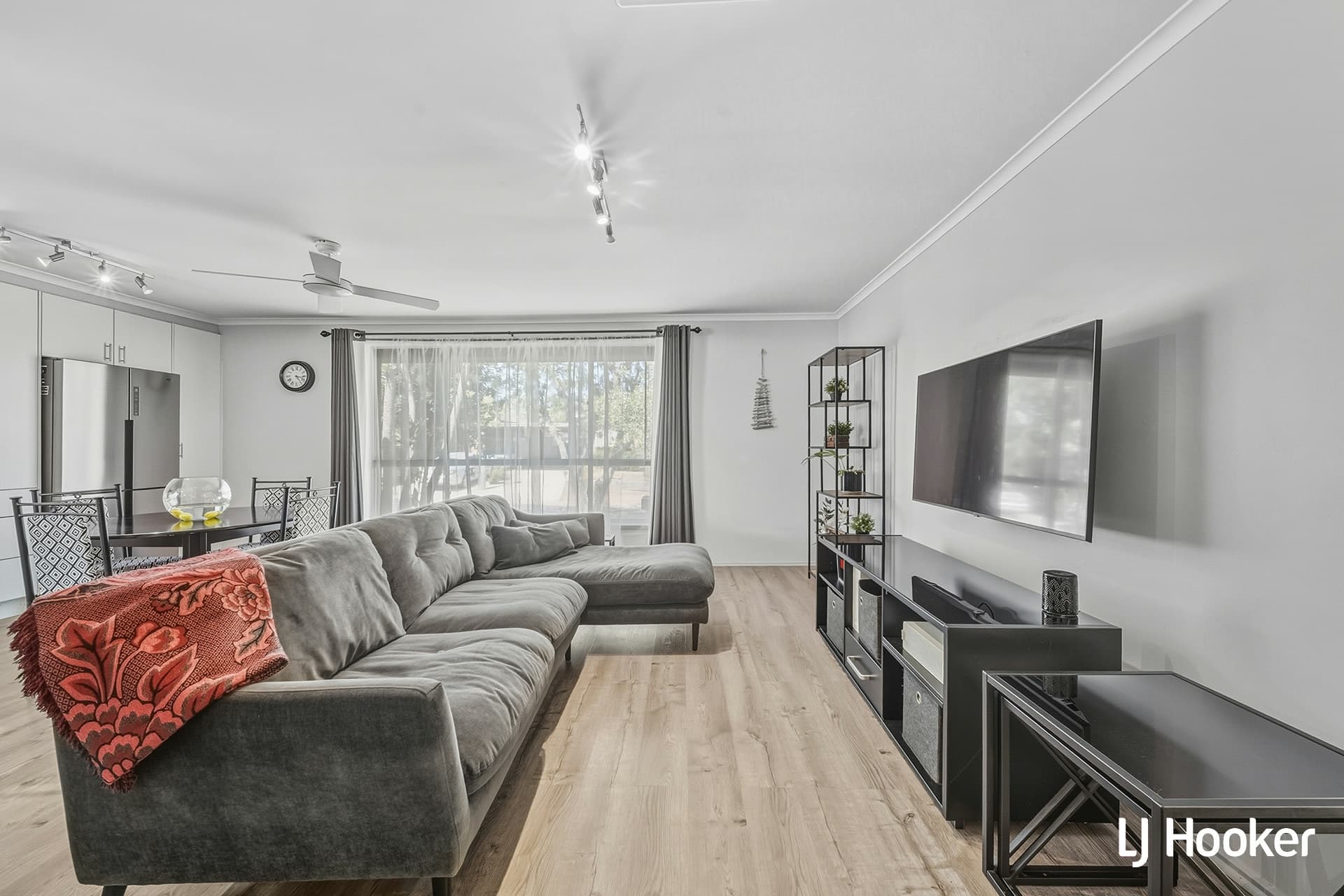1 Tebbutt Place, Charnwood, Charnwood - Thumbnail 2