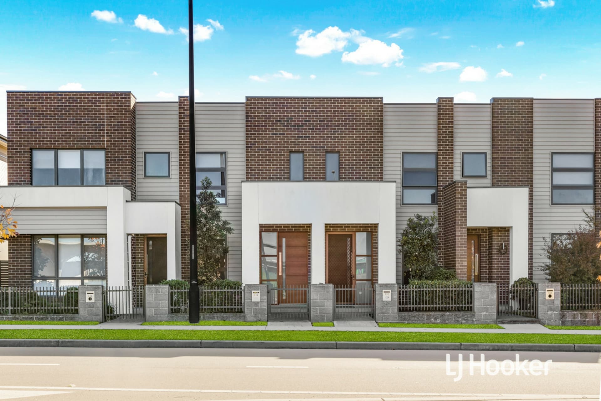 112 Elara Bvd, Marsden Park, Marsden Park - Thumbnail 2