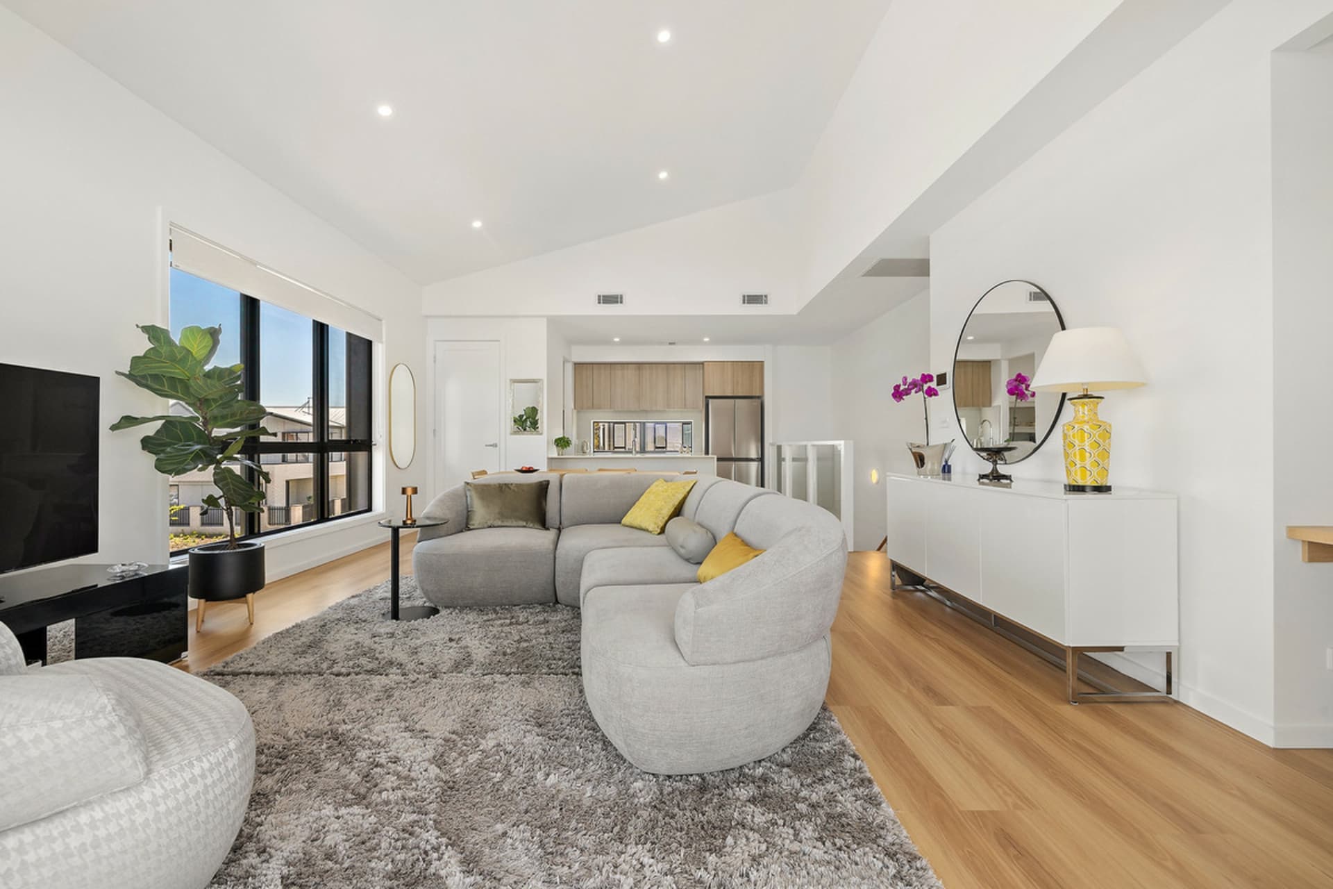 29 Wyn Gilmour Court, Strathnairn, Strathnairn - Thumbnail 5