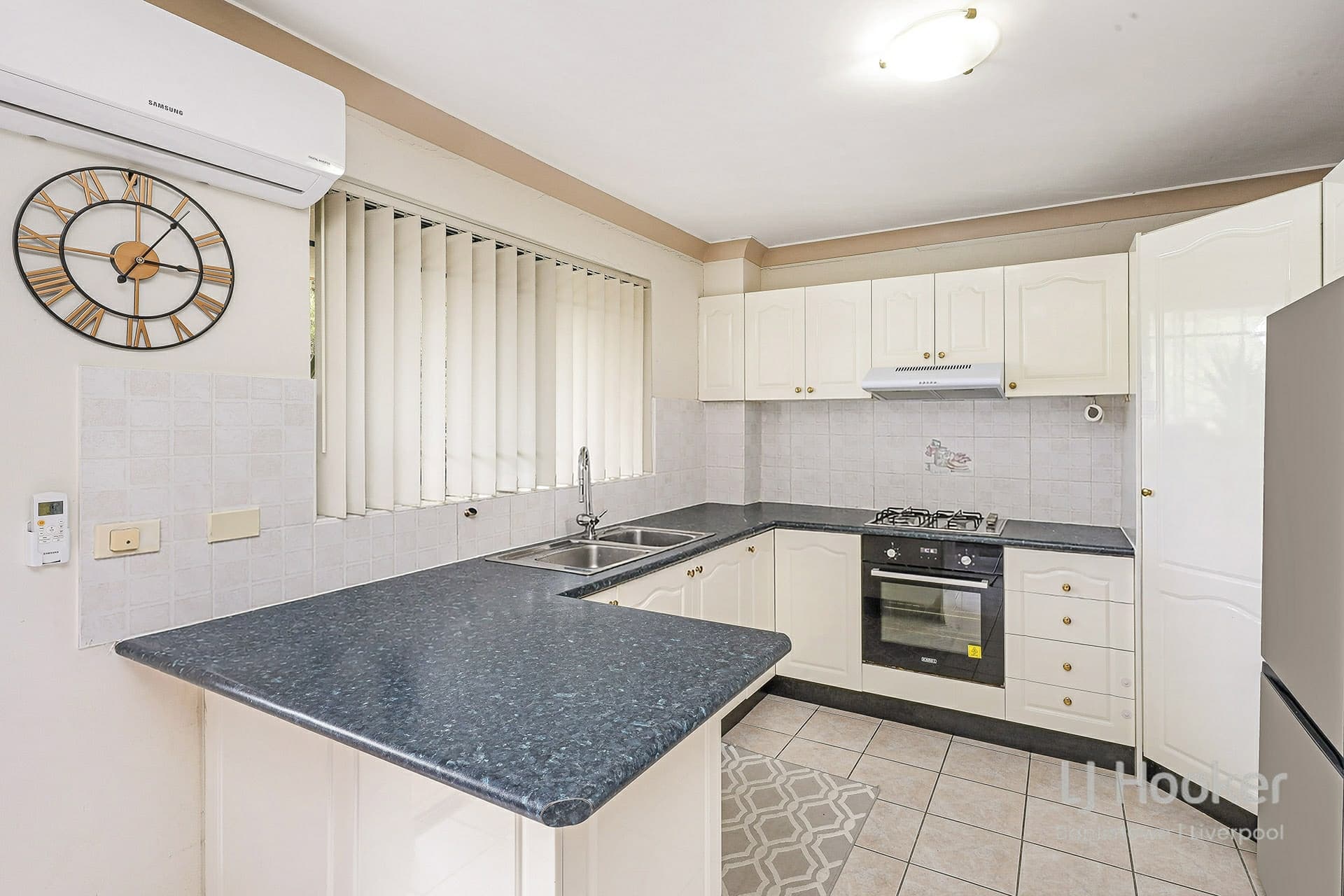 14/34 Weigand Avenue, Bankstown, Bankstown - Thumbnail 5