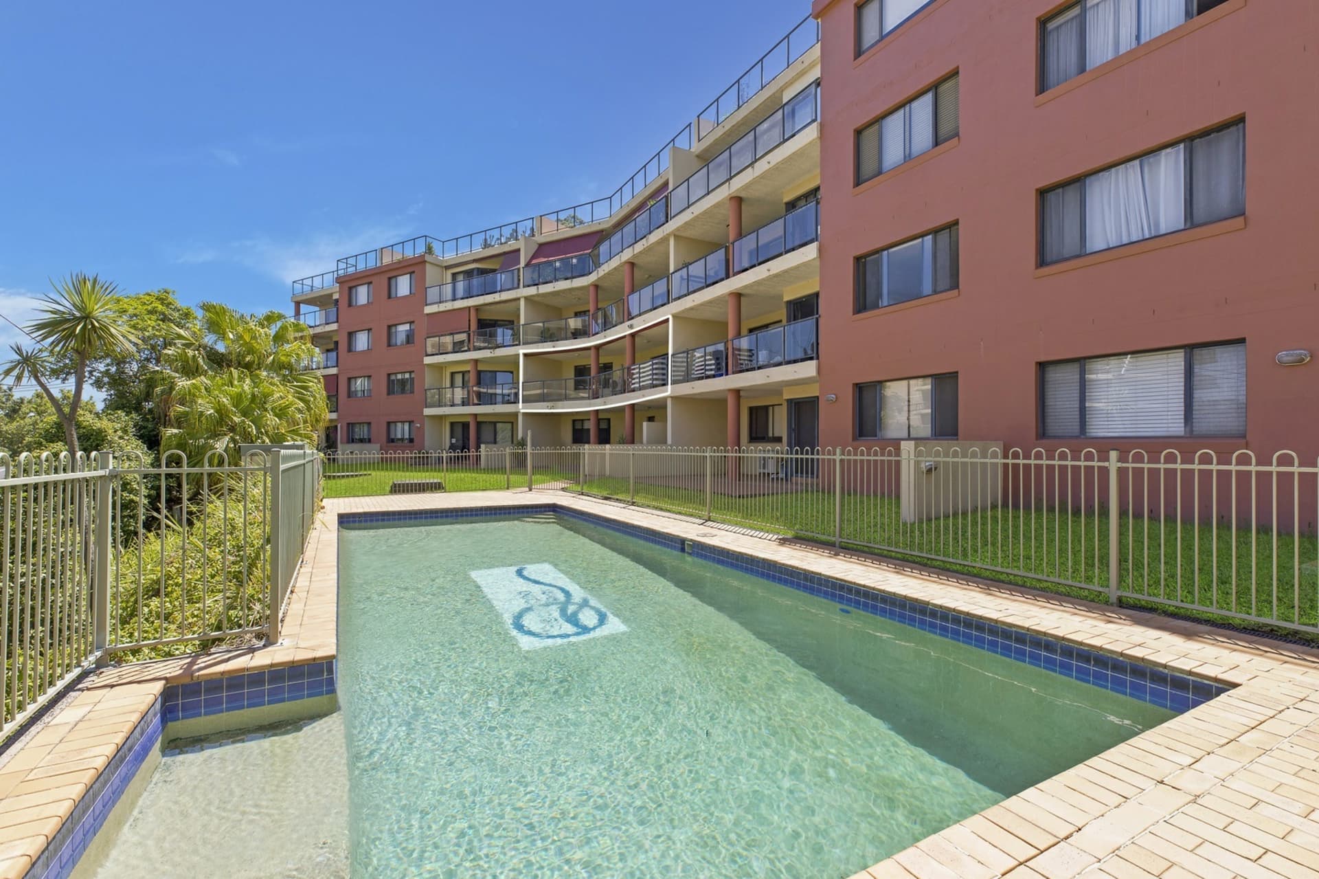 9/107 Henry Parry Drive, Gosford, Gosford - Image 1