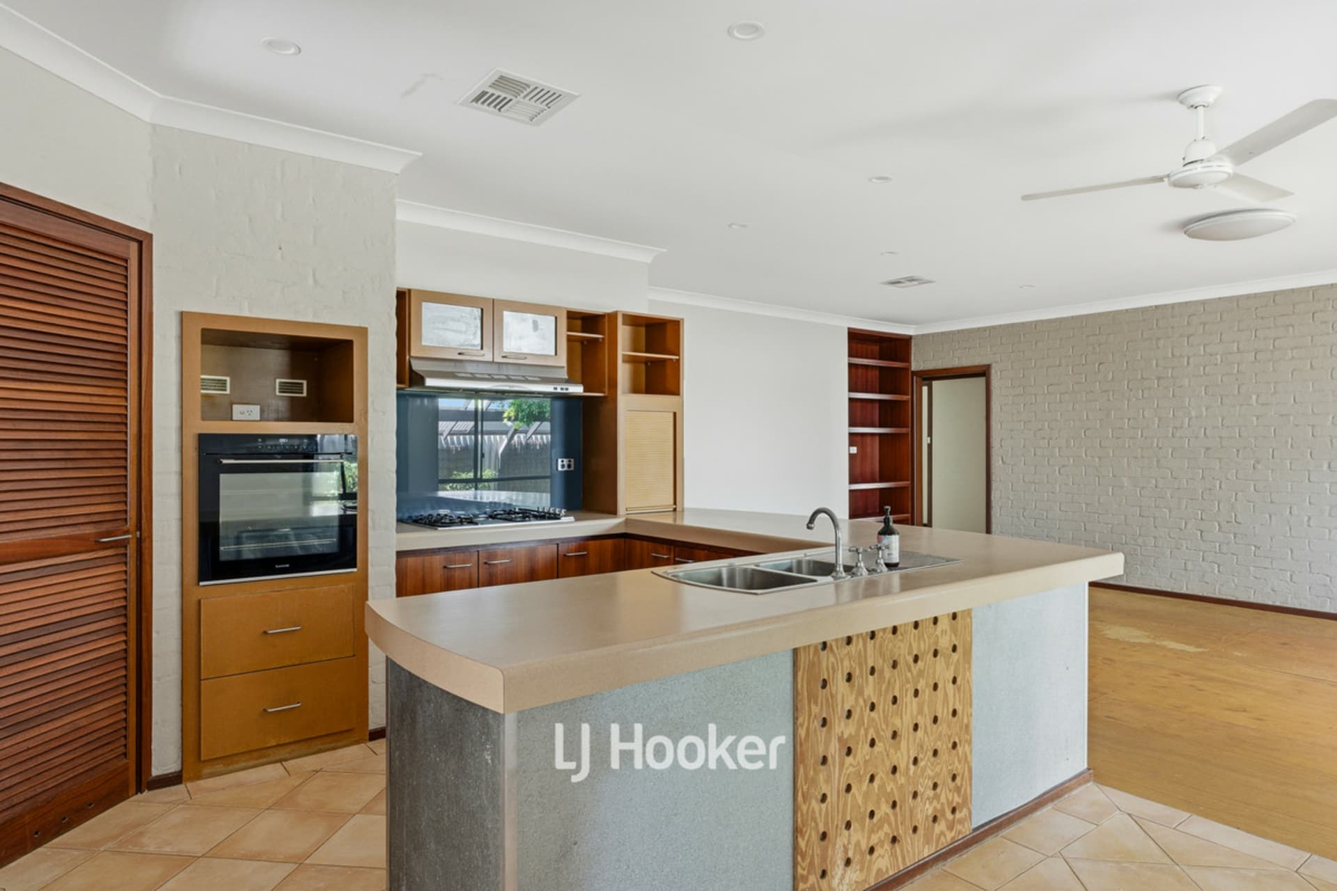 26 Farnell Street, South Bunbury, South Bunbury - Thumbnail 2