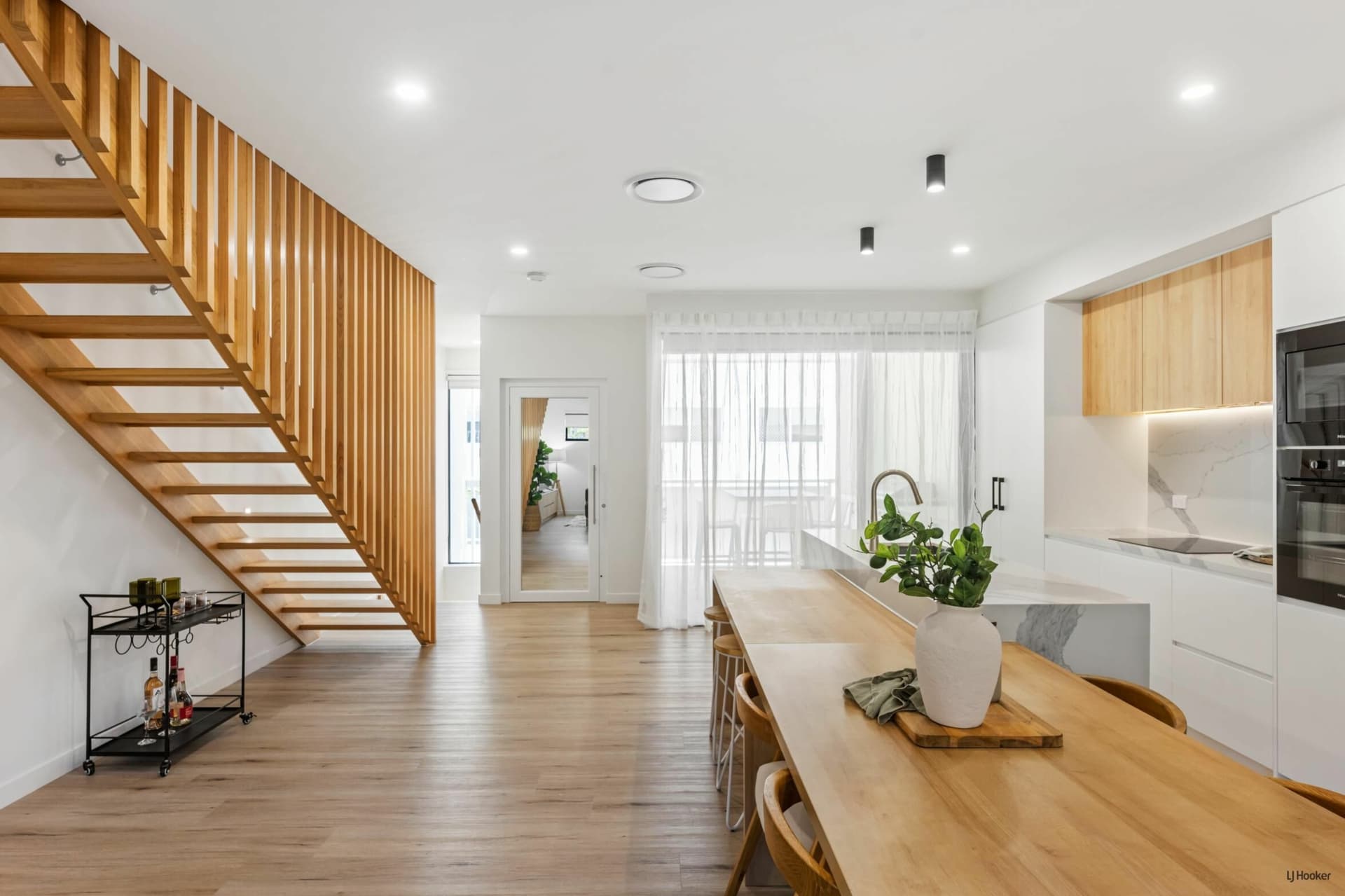 3/8 Miles Street, Coolangatta, Coolangatta - Image 1