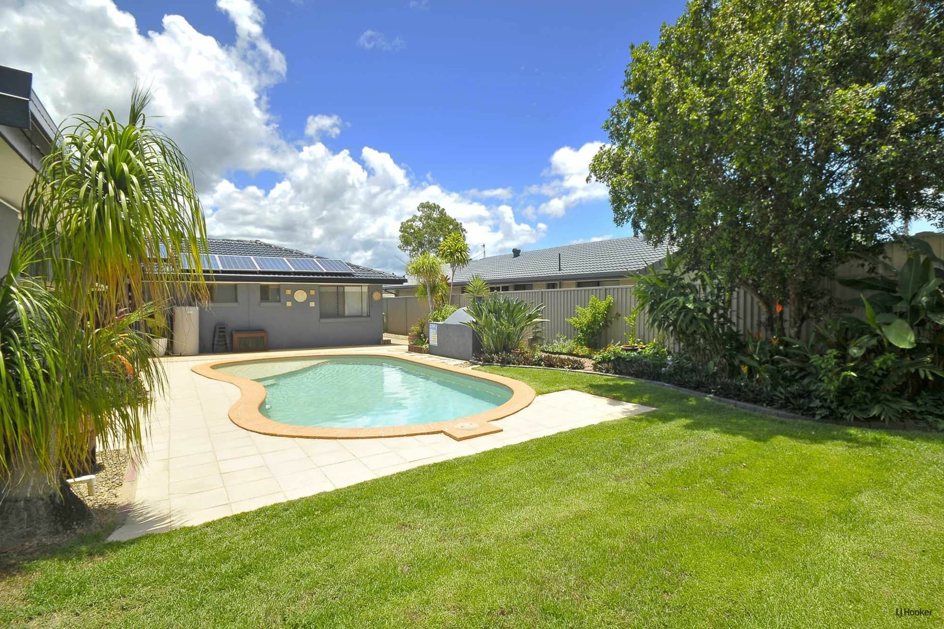 32 Seabrook Street, Elanora, Elanora - Image 1
