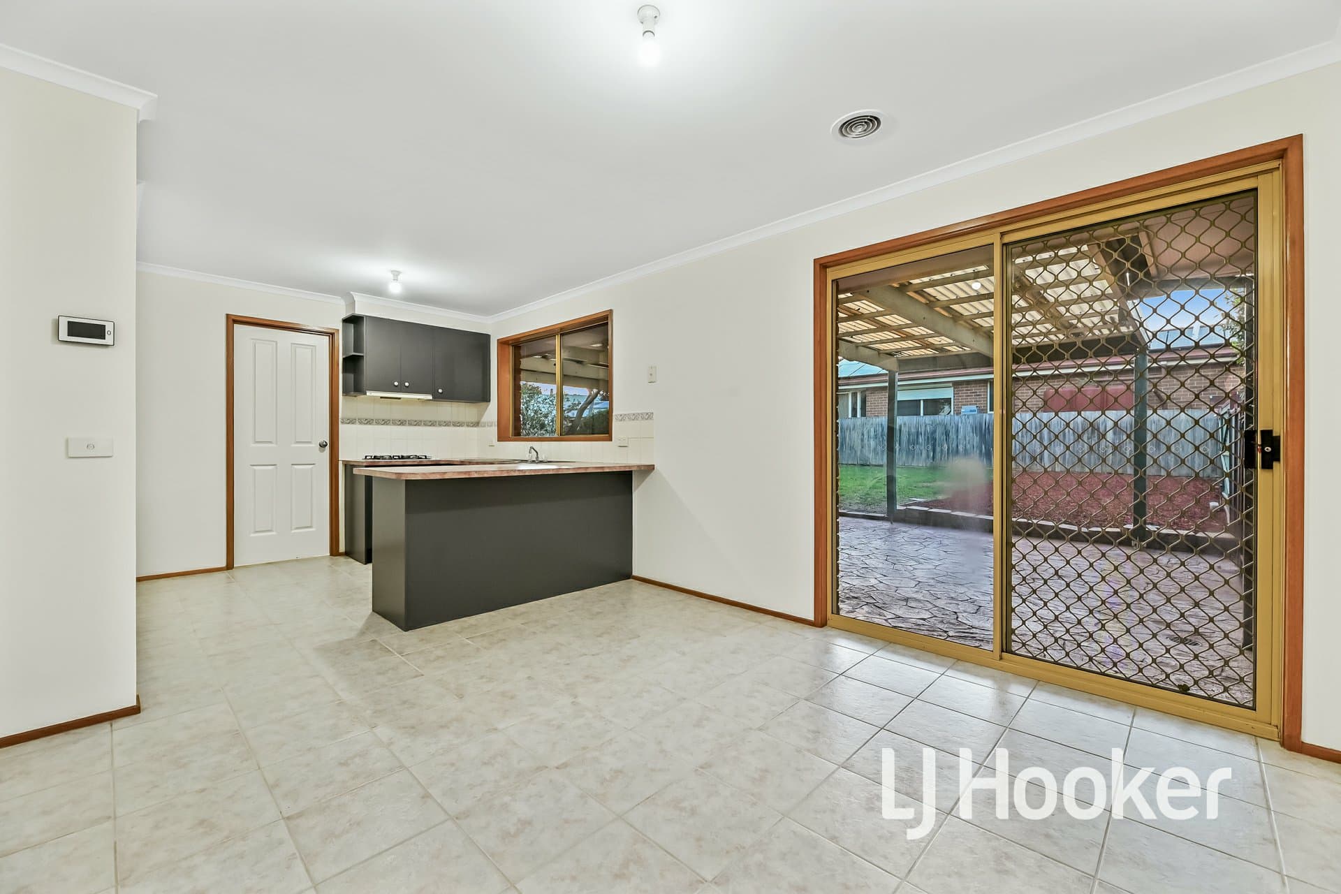 3 Rundell Way, Pakenham, Pakenham - Thumbnail 4