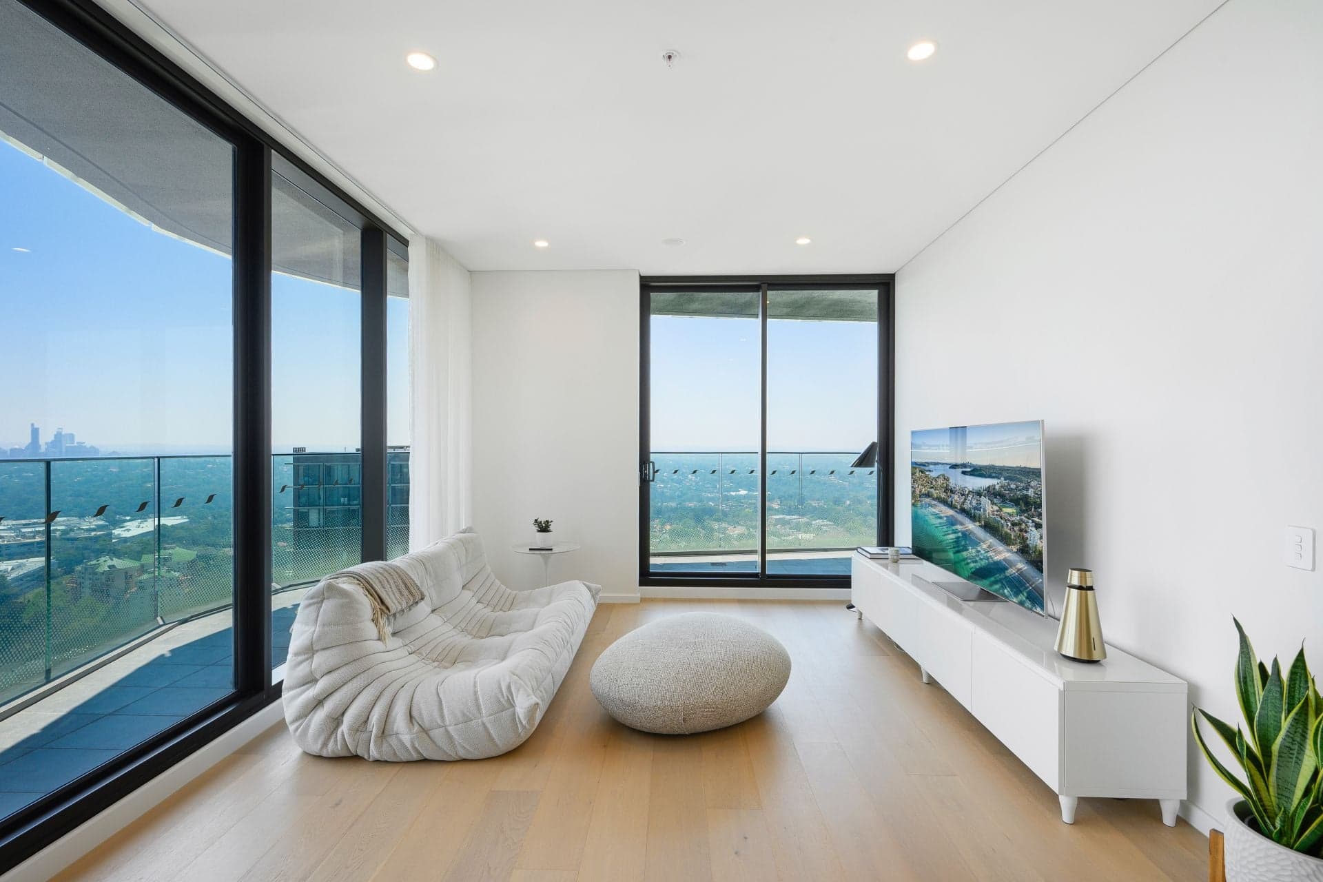 3201/500 Pacific Highway, St Leonards, St Leonards - Thumbnail 3