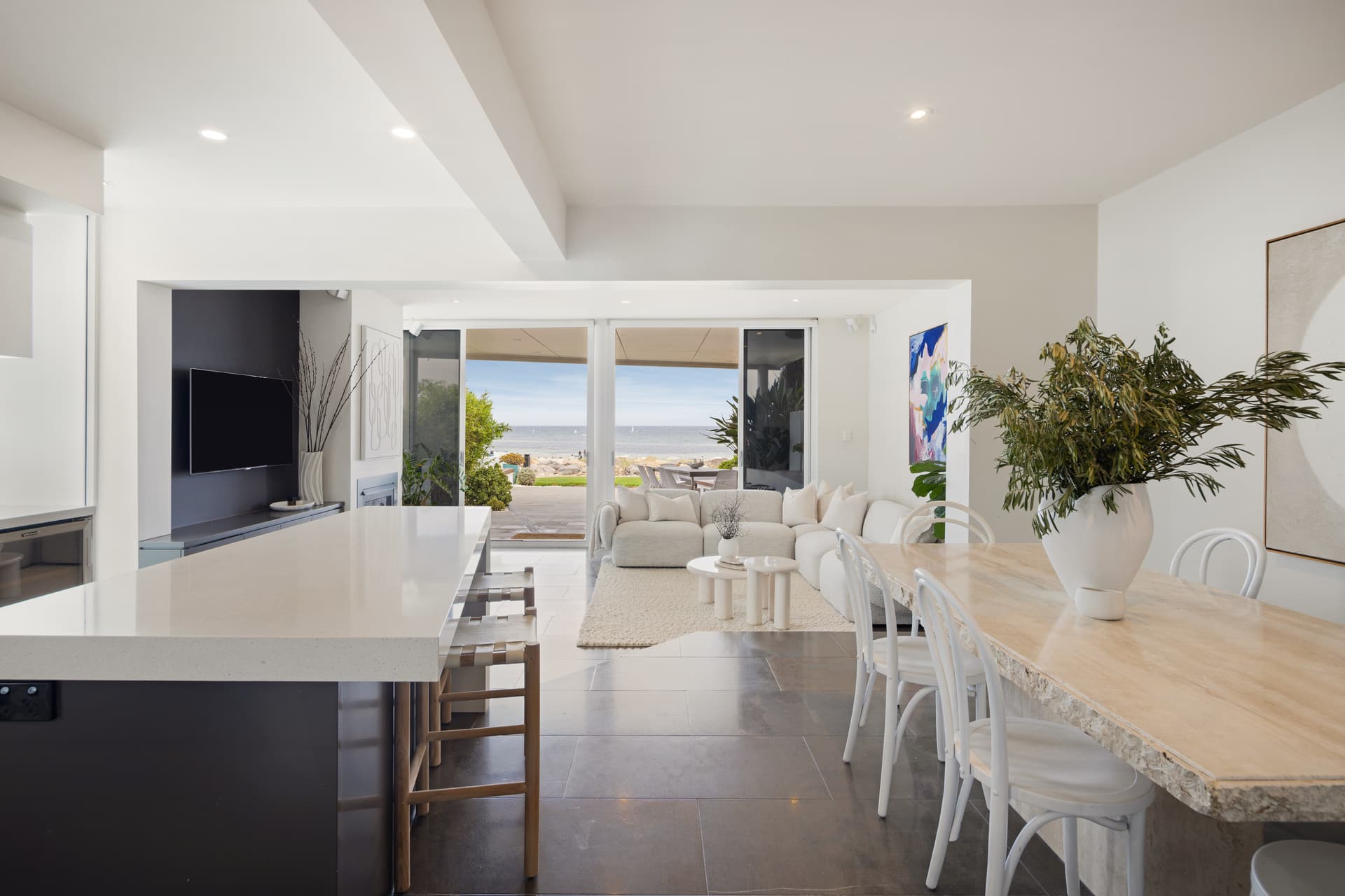242 Esplanade, Seacliff - Thumbnail 4