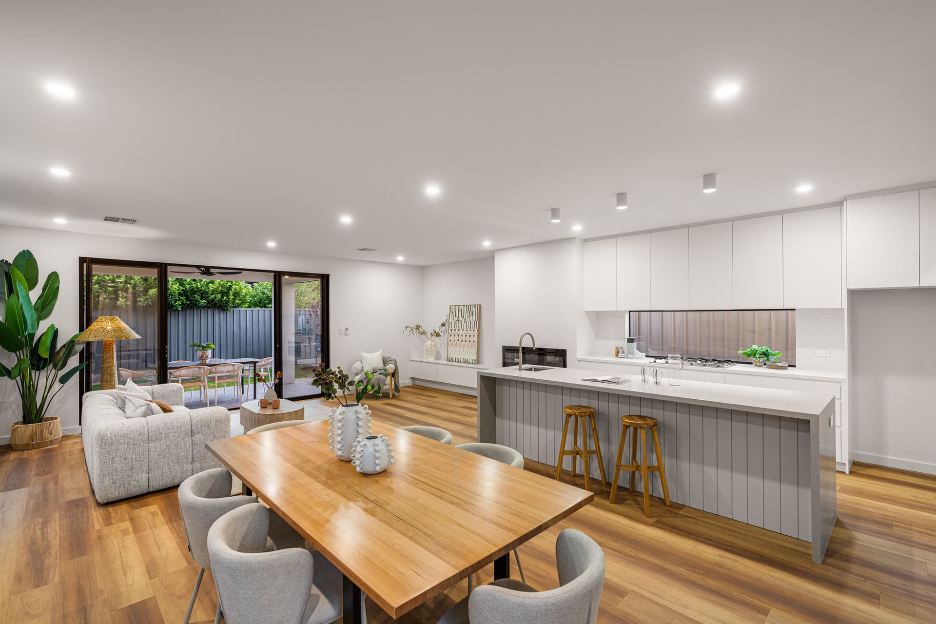 1A Riesling Avenue, Glengowrie - Thumbnail 2