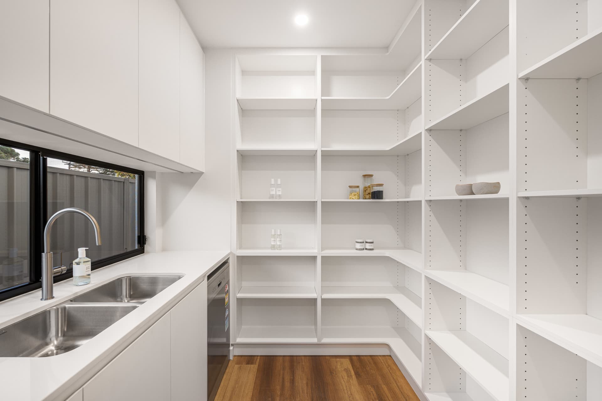 1A Riesling Avenue, Glengowrie - Thumbnail 5