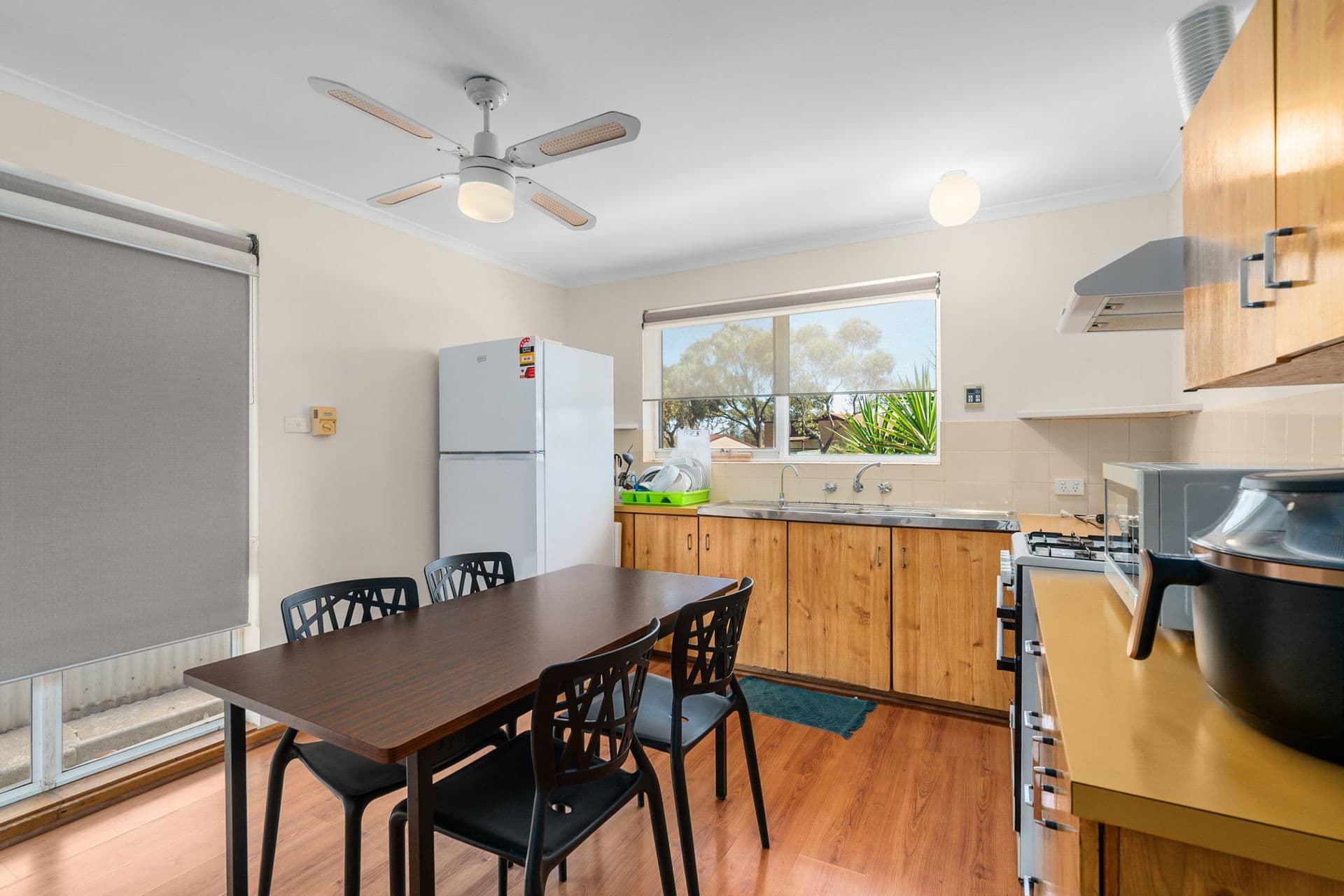 8 Amanda Court, Munno Para - Thumbnail 2