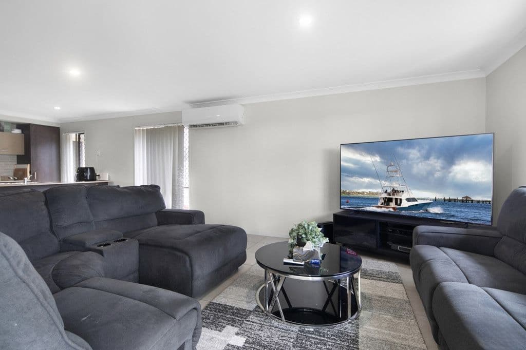 13 Kingston Court, North Lakes QLD, North Lakes - Thumbnail 5