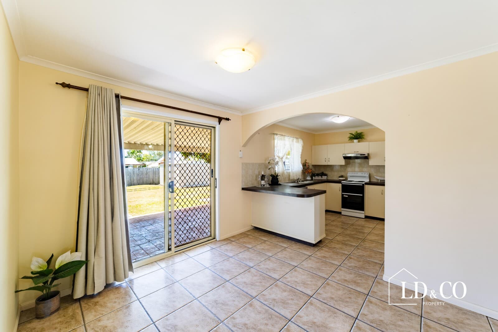 24 Jarrah Street Beaconsfield QLD 4740, Beaconsfield - Thumbnail 2