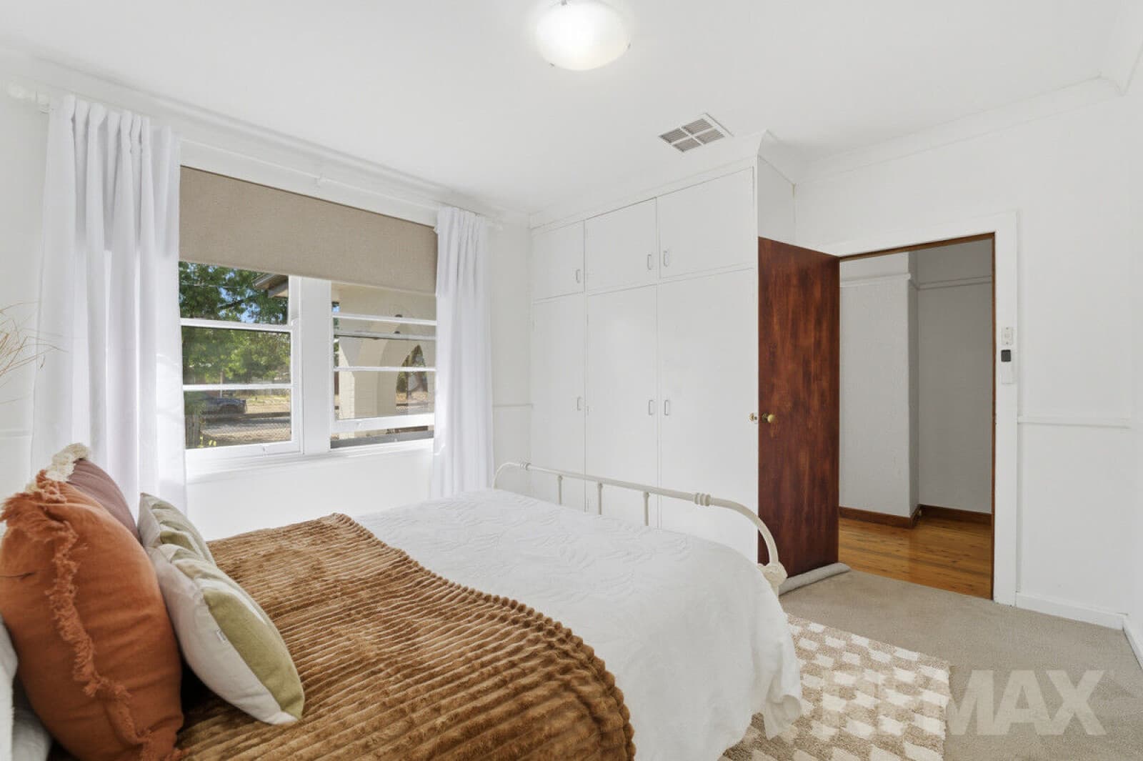 14 Dalton Street Turvey Park NSW 2650, Turvey Park - Thumbnail 4