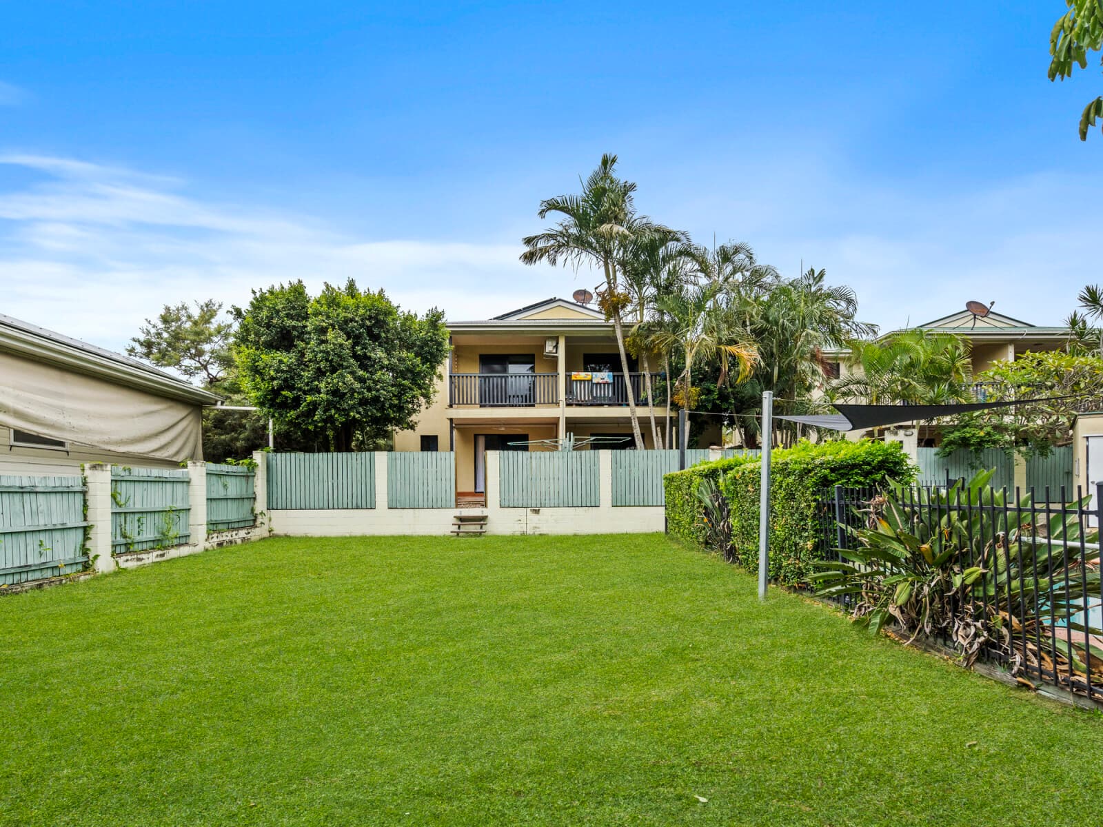 8/108 Richmond Road Morningside QLD 4170, Morningside - Image 1