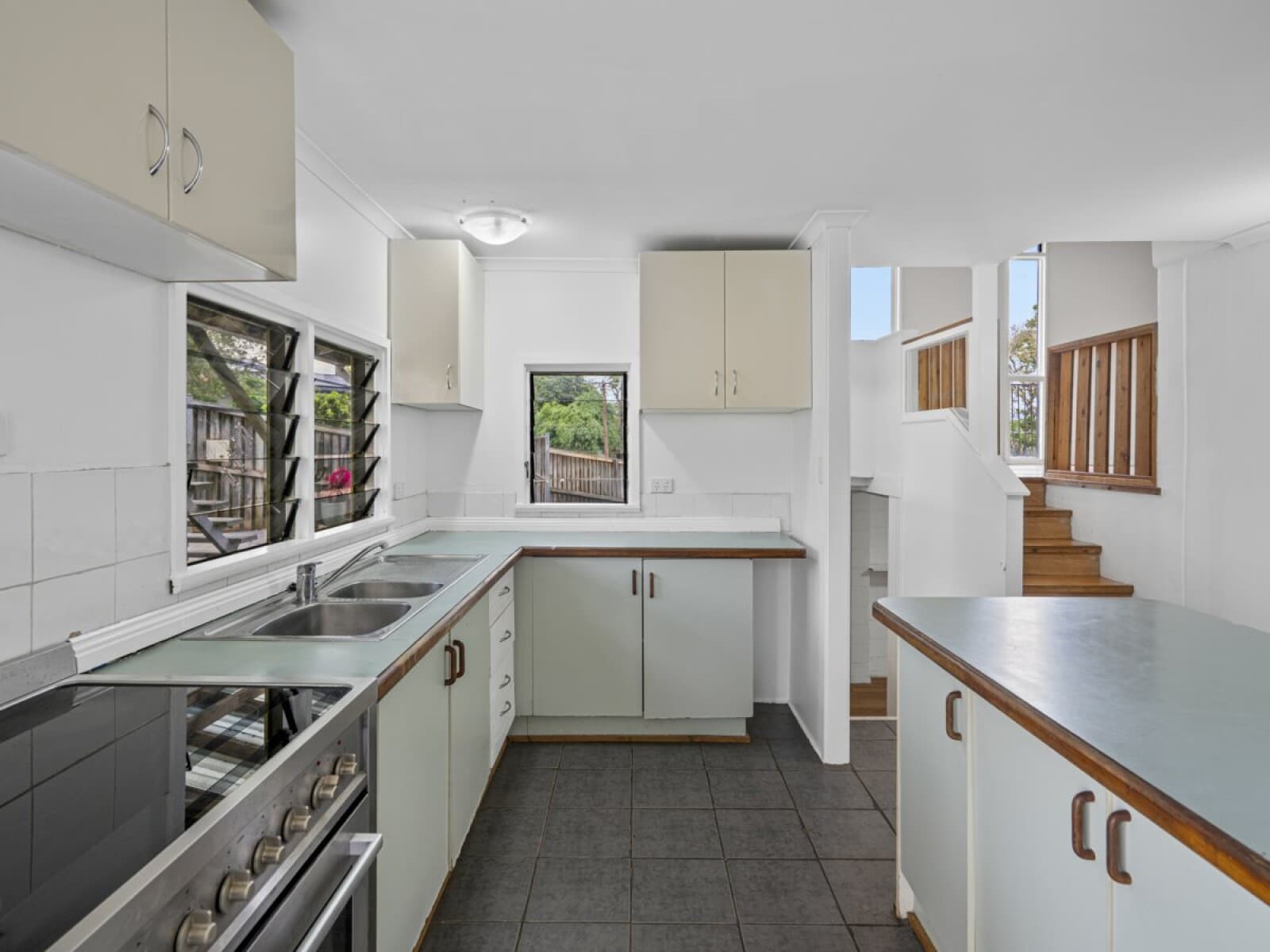 2 Warrener Street Nerang QLD 4211, Nerang - Thumbnail 3