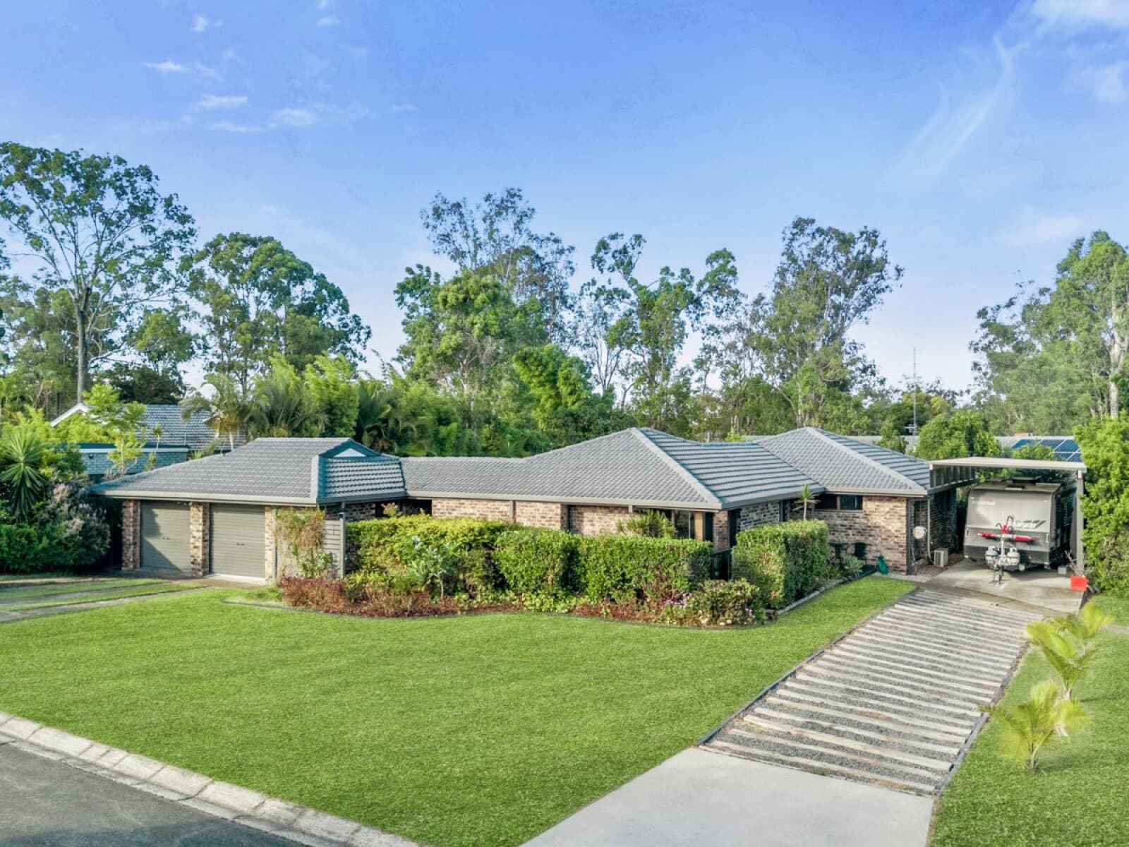 4 Calder Crescent Helensvale QLD 4212, Helensvale - Thumbnail 3