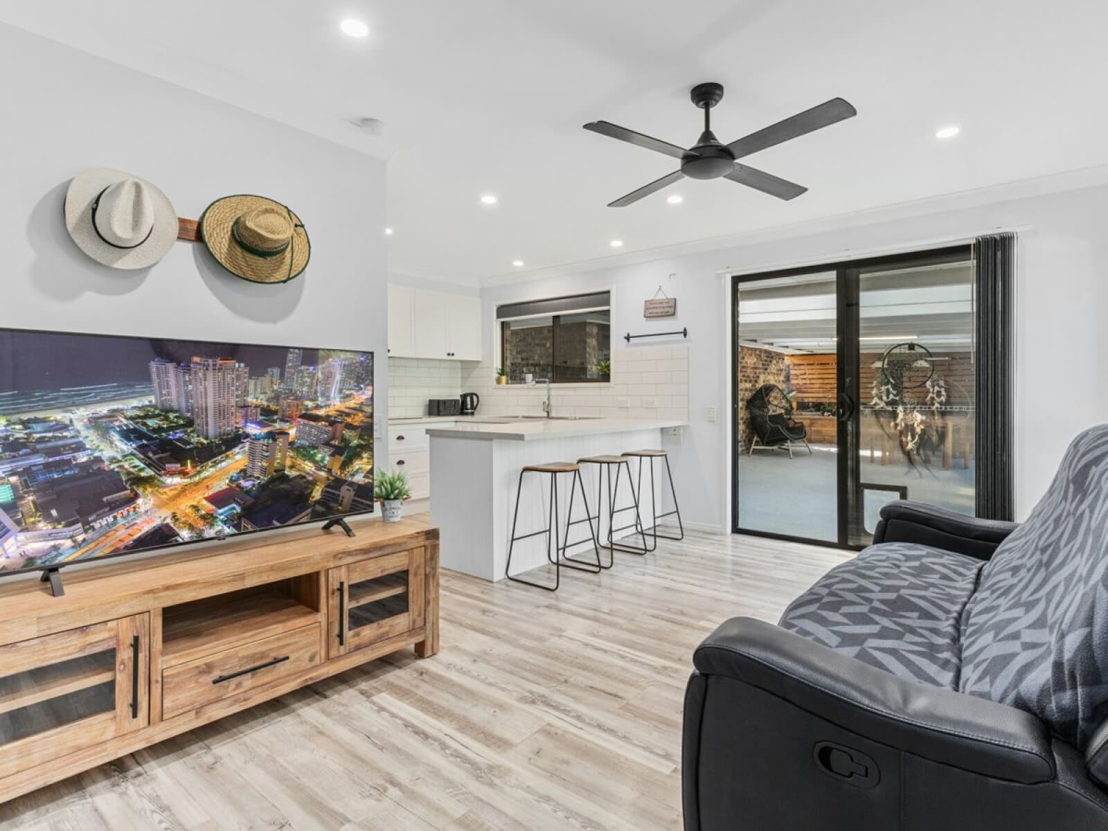 4 Calder Crescent Helensvale QLD 4212, Helensvale - Thumbnail 6