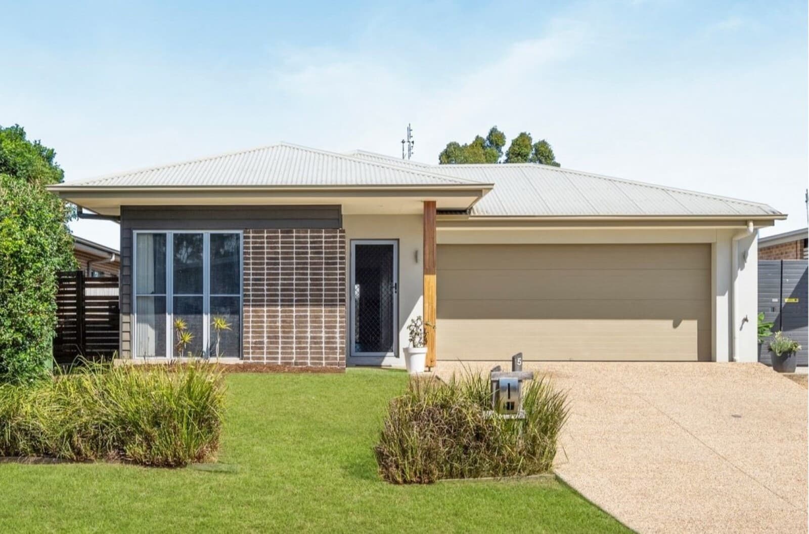 5 Hoop Pine Circuit Coomera QLD 4209, Coomera - Image 1