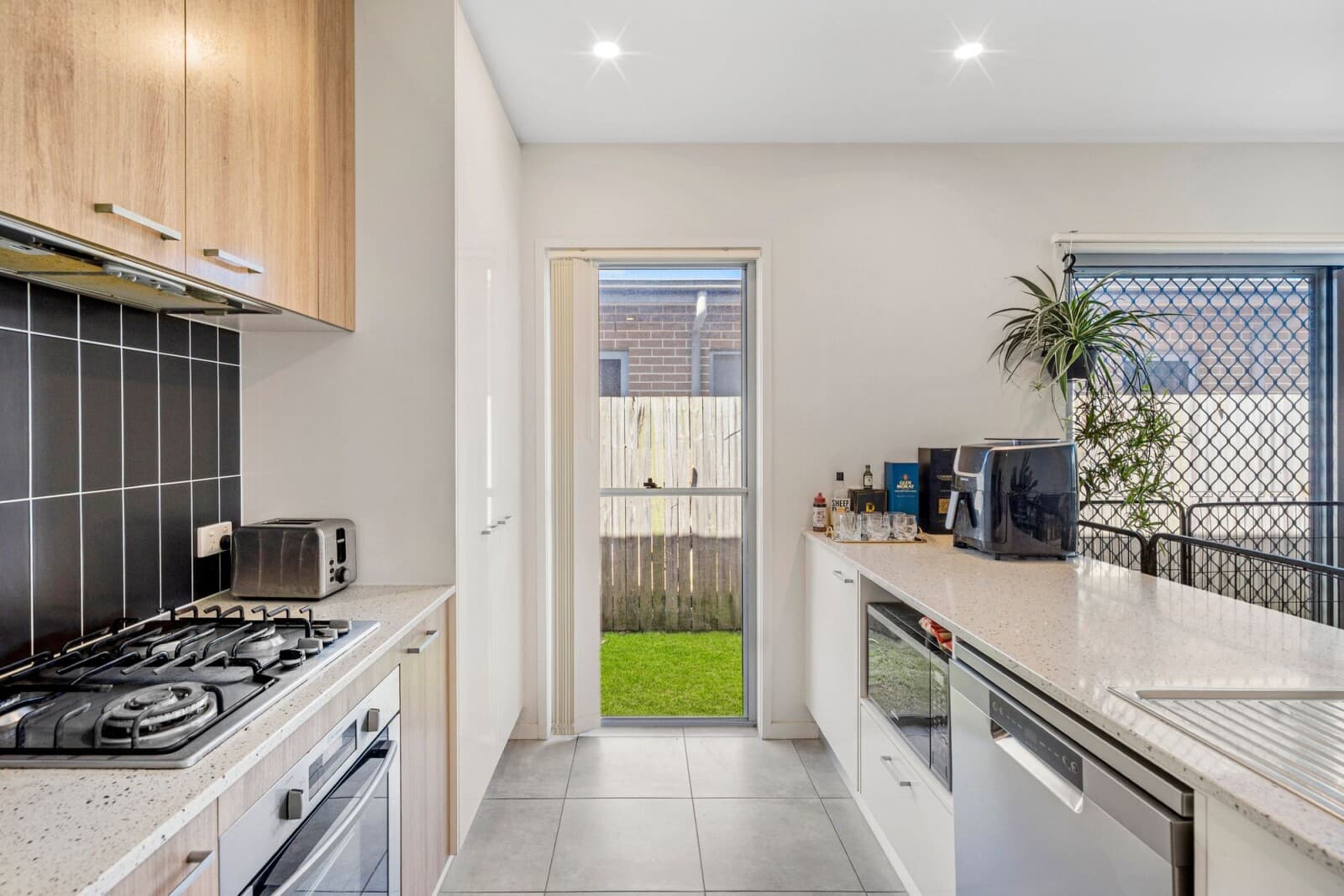 5 Hoop Pine Circuit Coomera QLD 4209, Coomera - Thumbnail 2