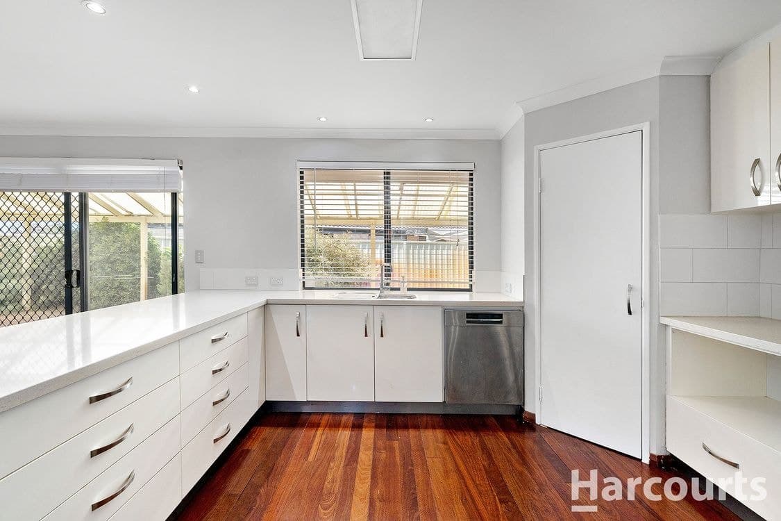 63 Templetonia Promenade, HALLS HEAD, WA 6210, Halls Head - Thumbnail 6