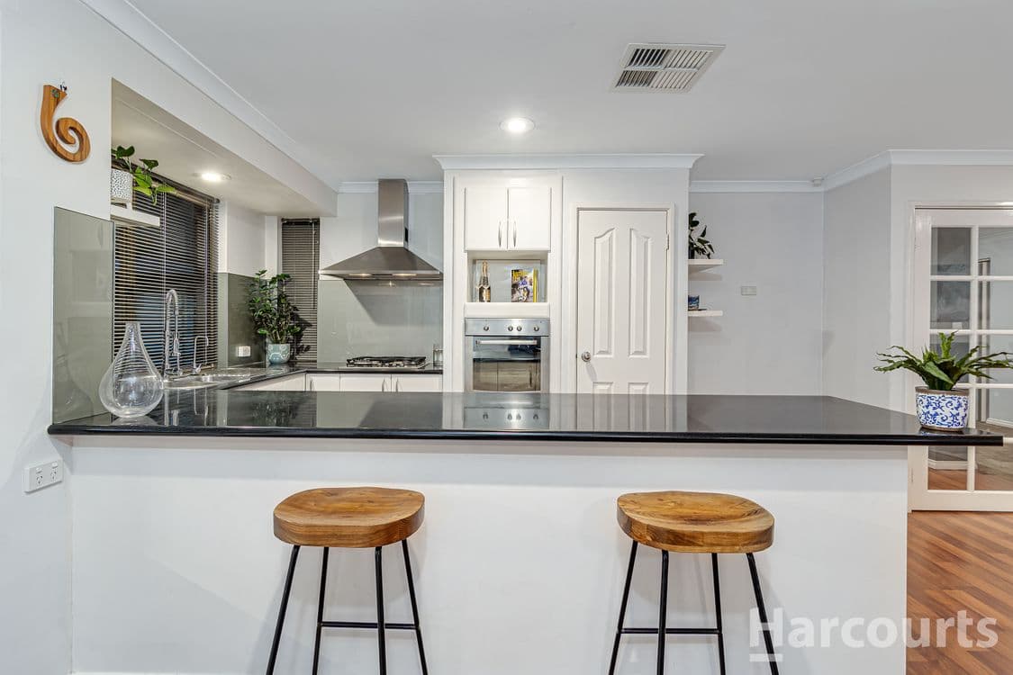 32 Nanika Crescent, JOONDALUP, WA 6027, Joondalup - Thumbnail 4