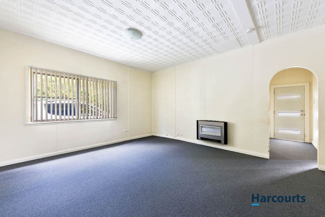 9 Austin Street, QUEENSTOWN, TAS 7467, Queenstown - Thumbnail 2