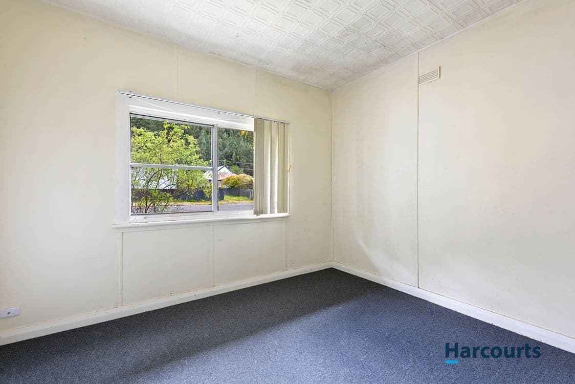 9 Austin Street, QUEENSTOWN, TAS 7467, Queenstown - Thumbnail 4