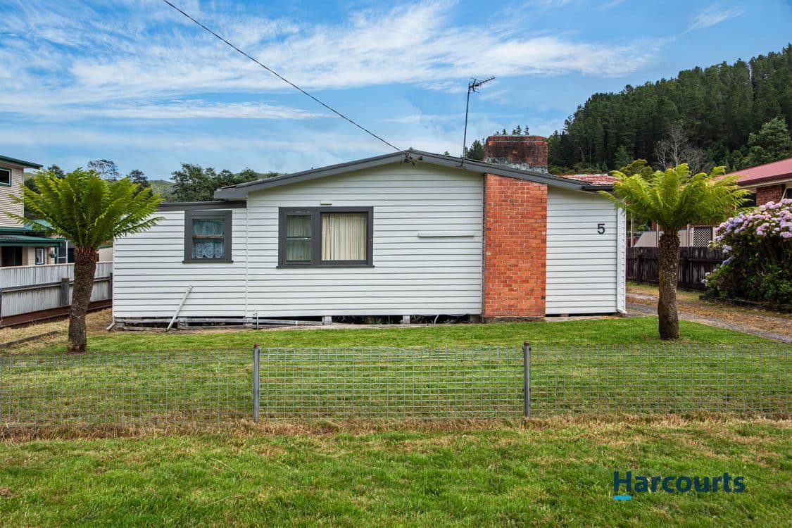 5 Elliott Street, QUEENSTOWN, TAS 7467, Queenstown - Thumbnail 2