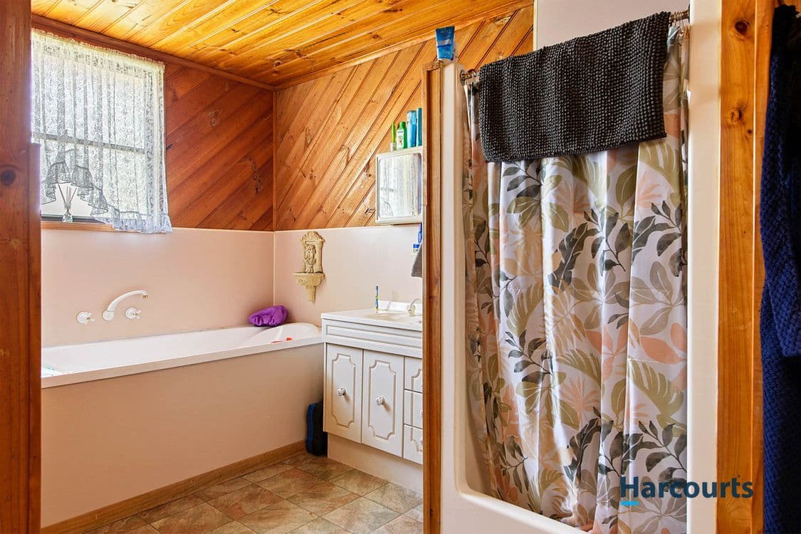 34 Wilsdon Street, QUEENSTOWN, TAS 7467, Queenstown - Thumbnail 8