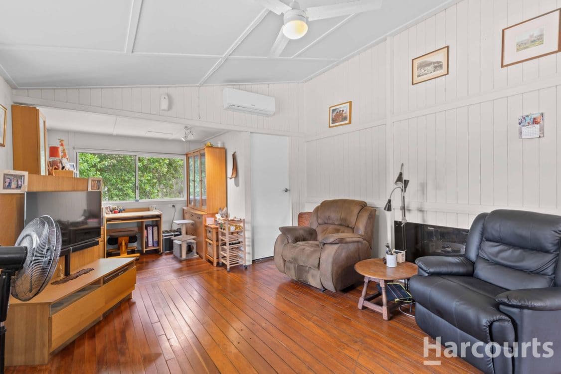 44 Tambaroora Street, HOWARD, QLD 4659, Howard - Thumbnail 3