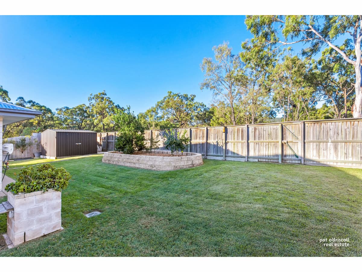 52 Belbowrie Avenue, Norman Gardens QLD, Norman Gardens - Thumbnail 3