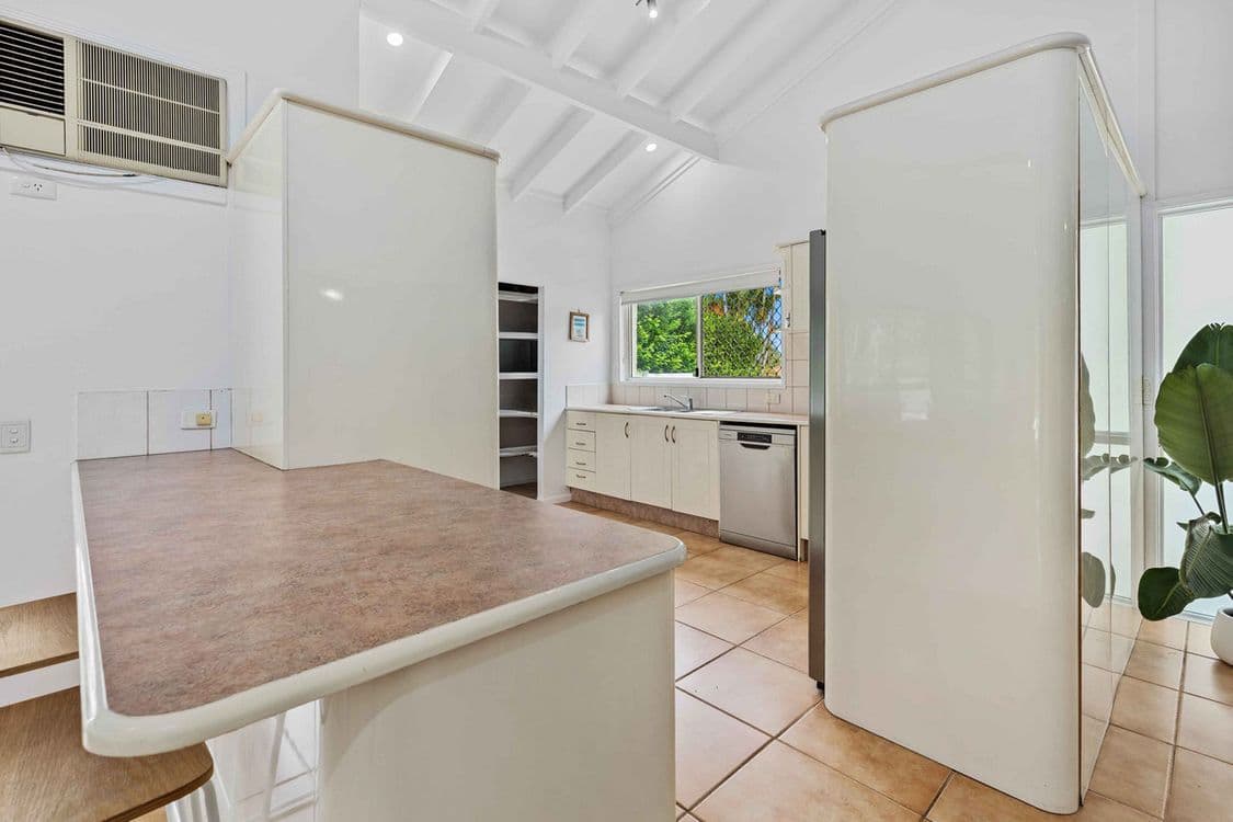 5 John Munro Court, Carrara, QLD 4211, Carrara - Thumbnail 8