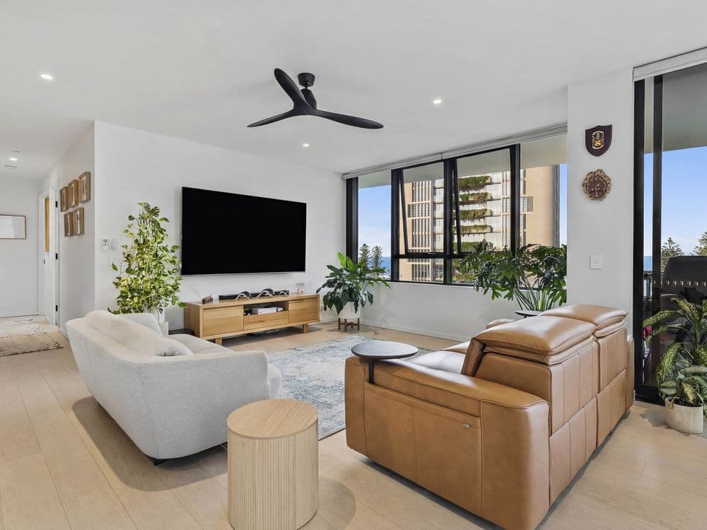 2204/1328 Gold Coast Highway, Palm Beach, QLD 4221, Palm Beach - Thumbnail 5