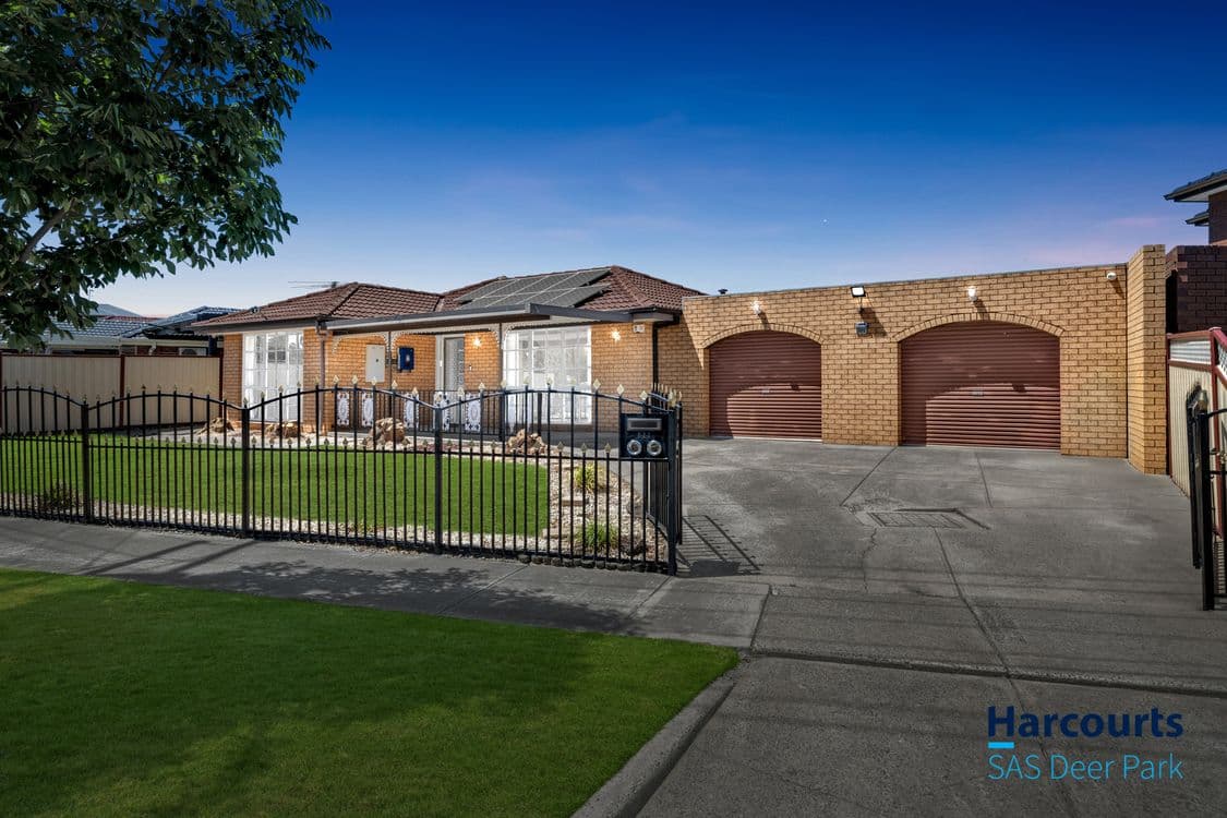 111 Denton Avenue, ST ALBANS, VIC 3021, St Albans - Image 1